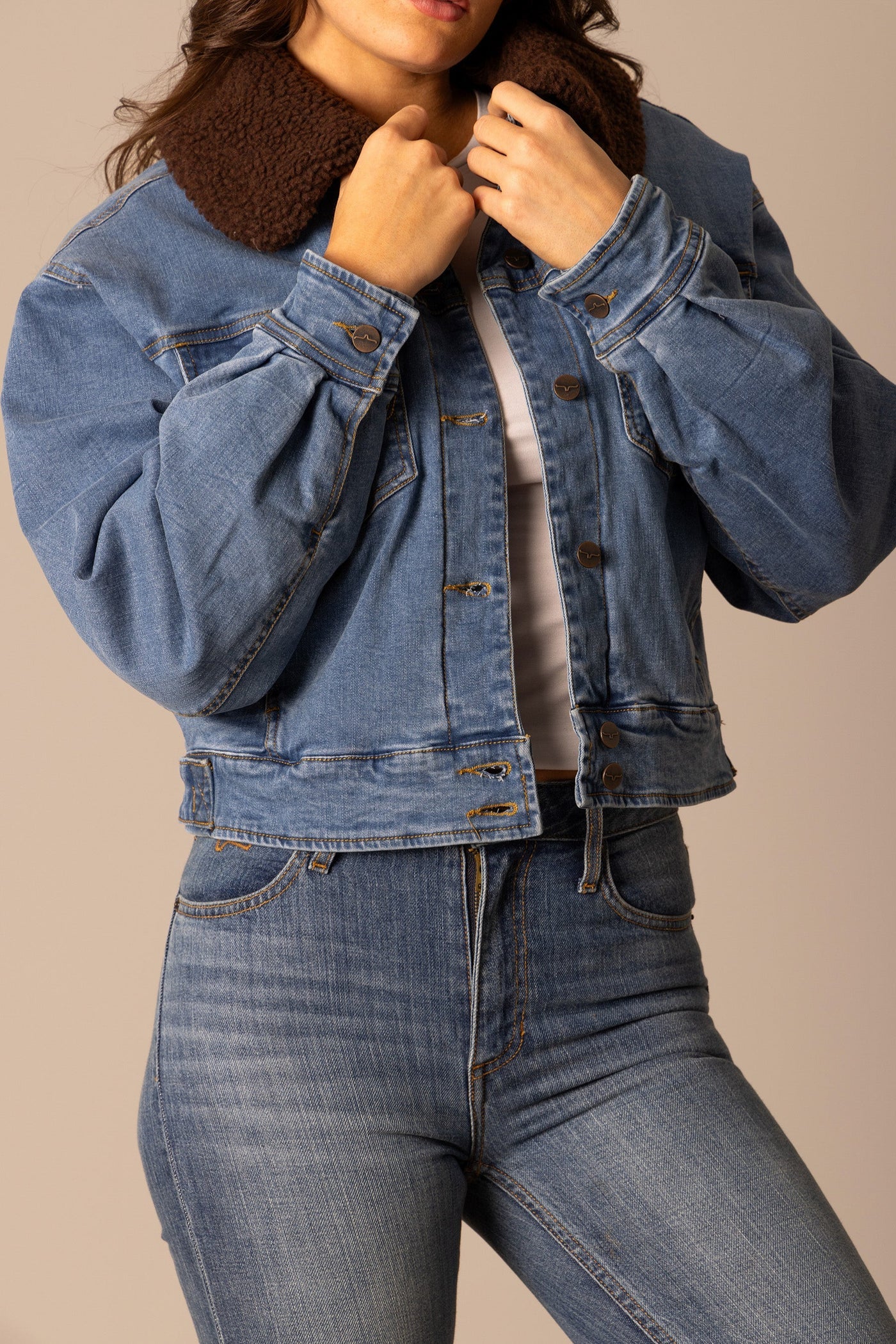 KIMES RANCH WOMENS LEELA LIGHT WASH INDIGO