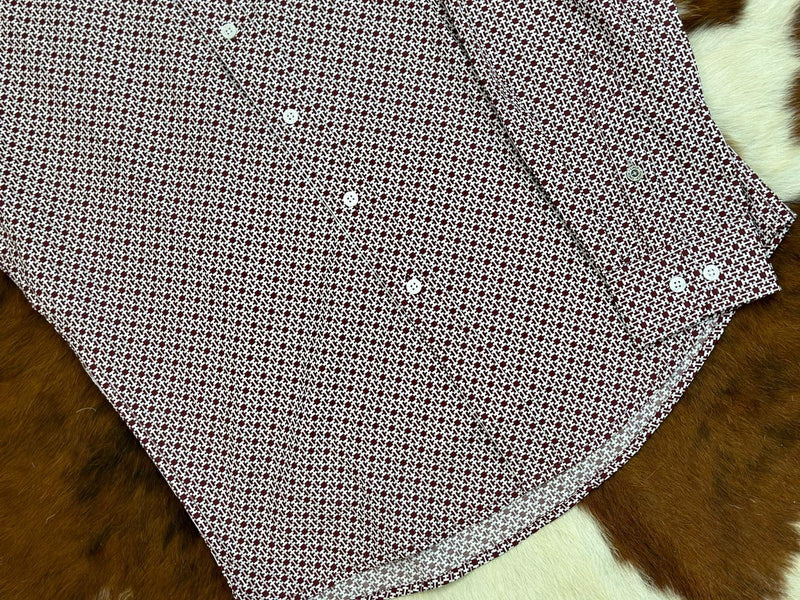 Cinch blanco con botones de manga larga estampados en color burdeos