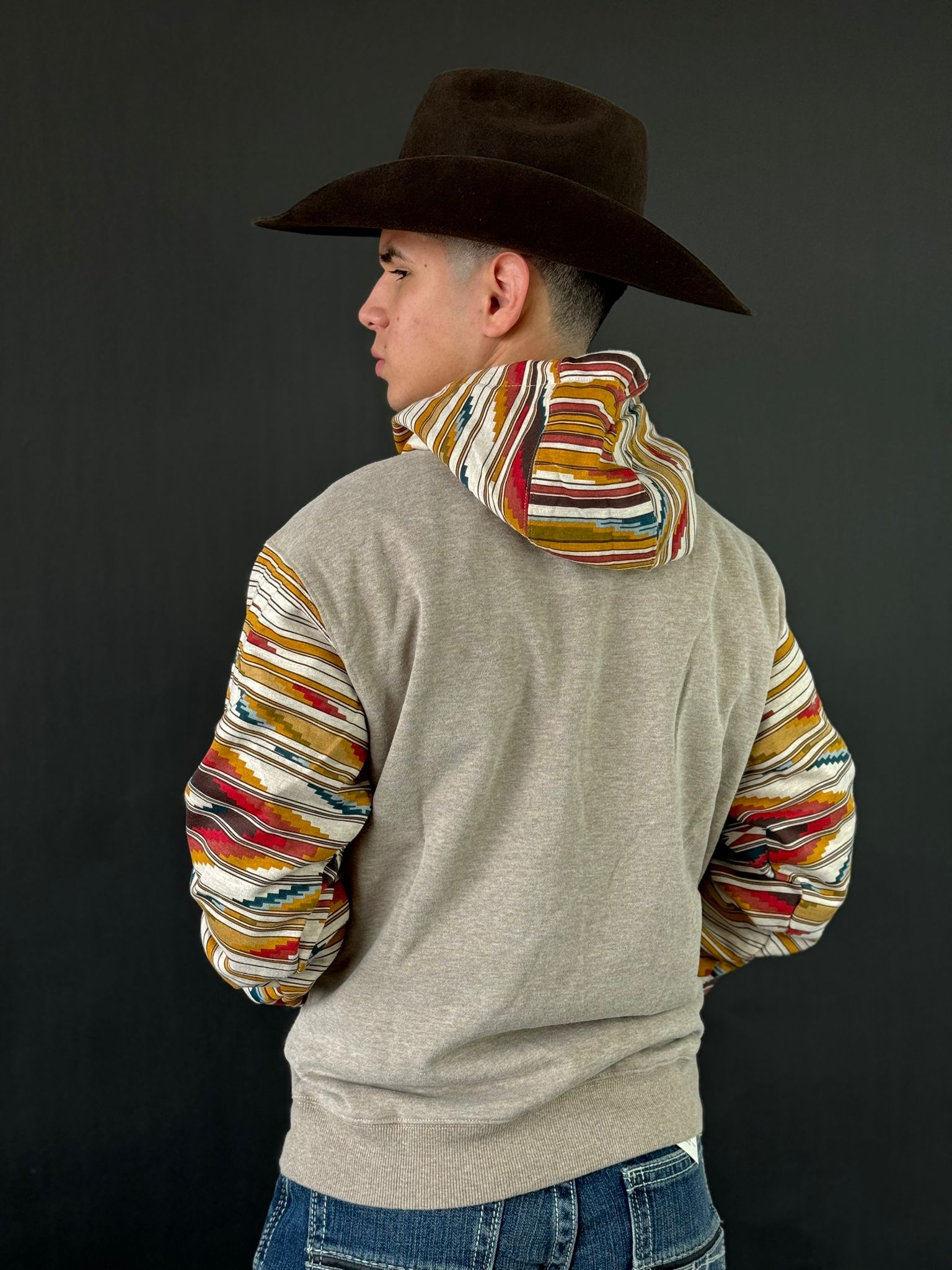 ARIAT  COLORBLOCKED CHIMAYO HOODIE BEIGE