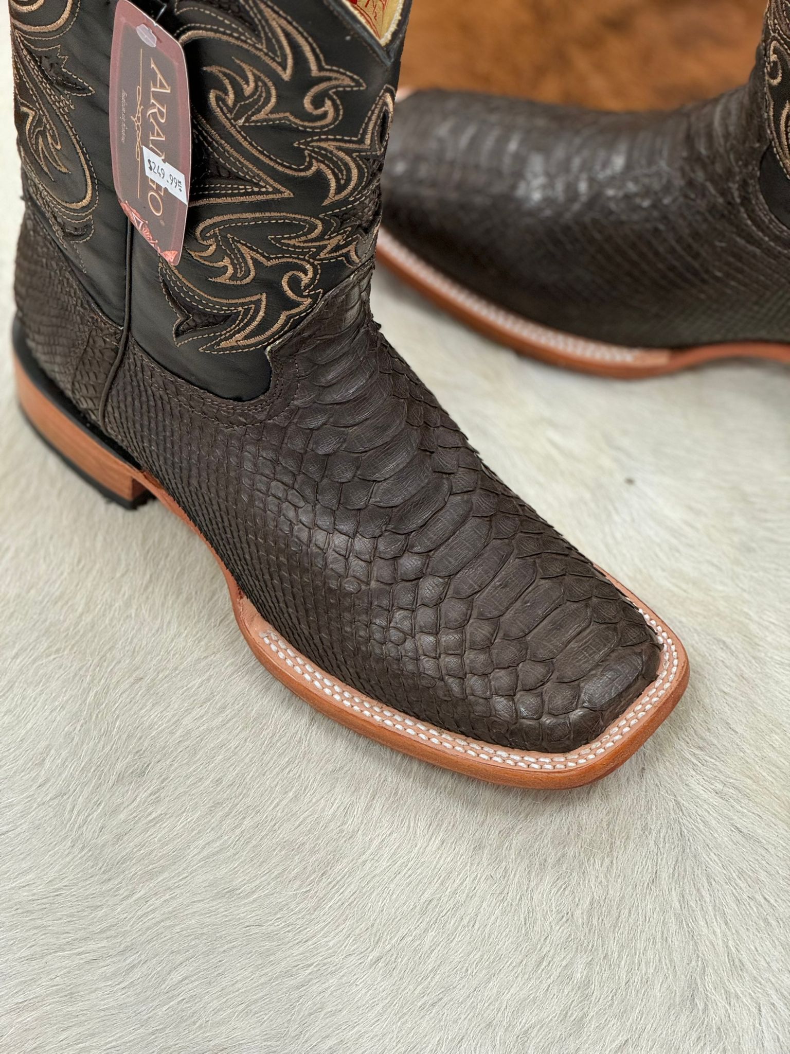 ARANGO BOOTS NOBUCK TOBACCO PYTHON