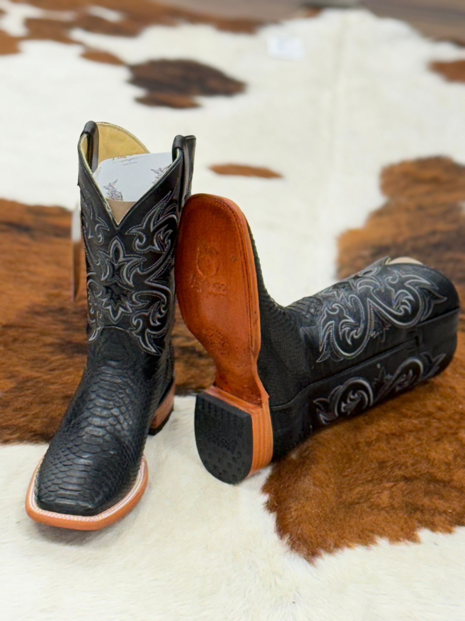 BOTAS ARANGO PRO-RODEO EXOTIC COCO BELLY NEGRO