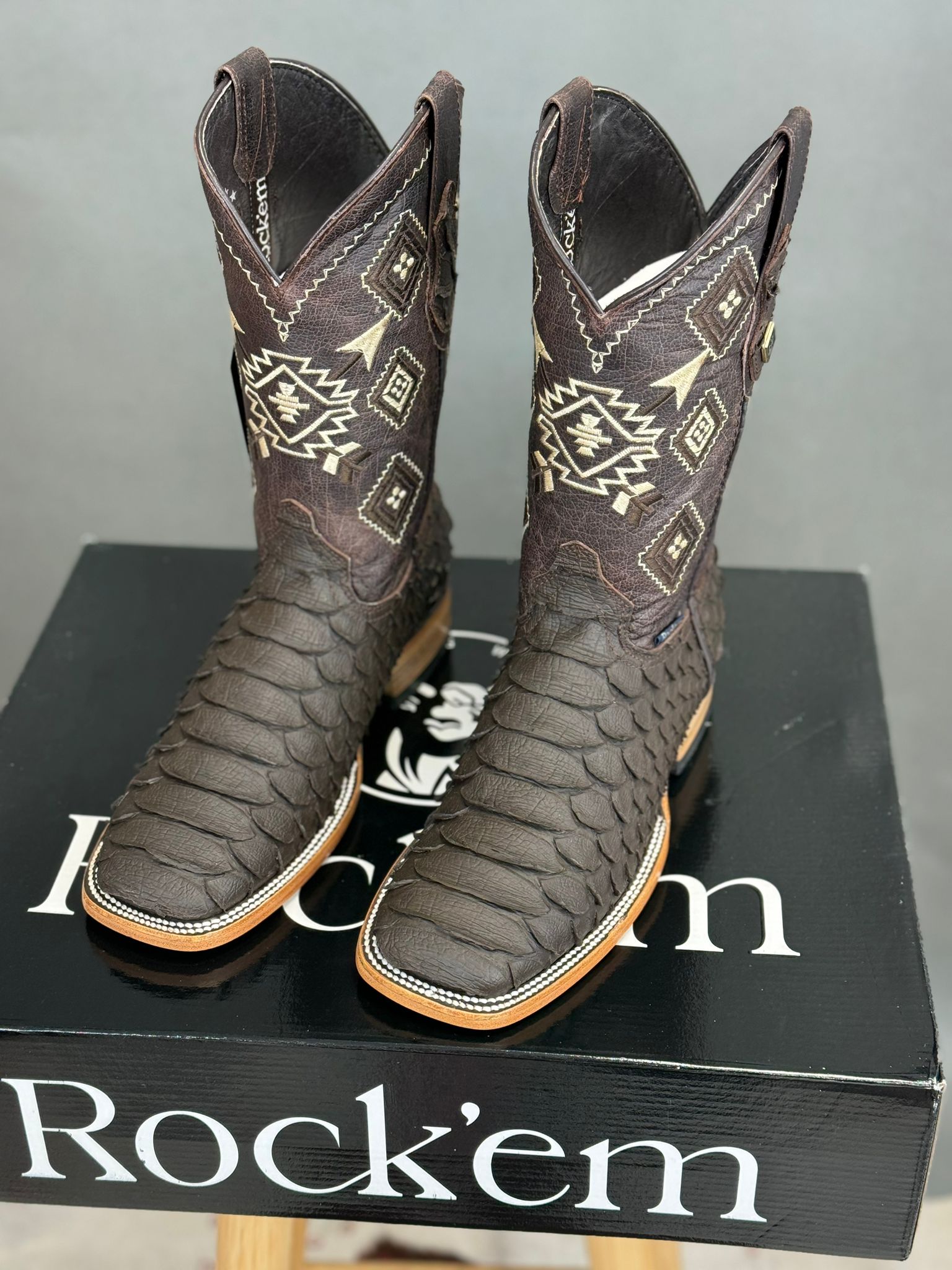 MENS PYTHON MEGA BROWN MATTE BOOT