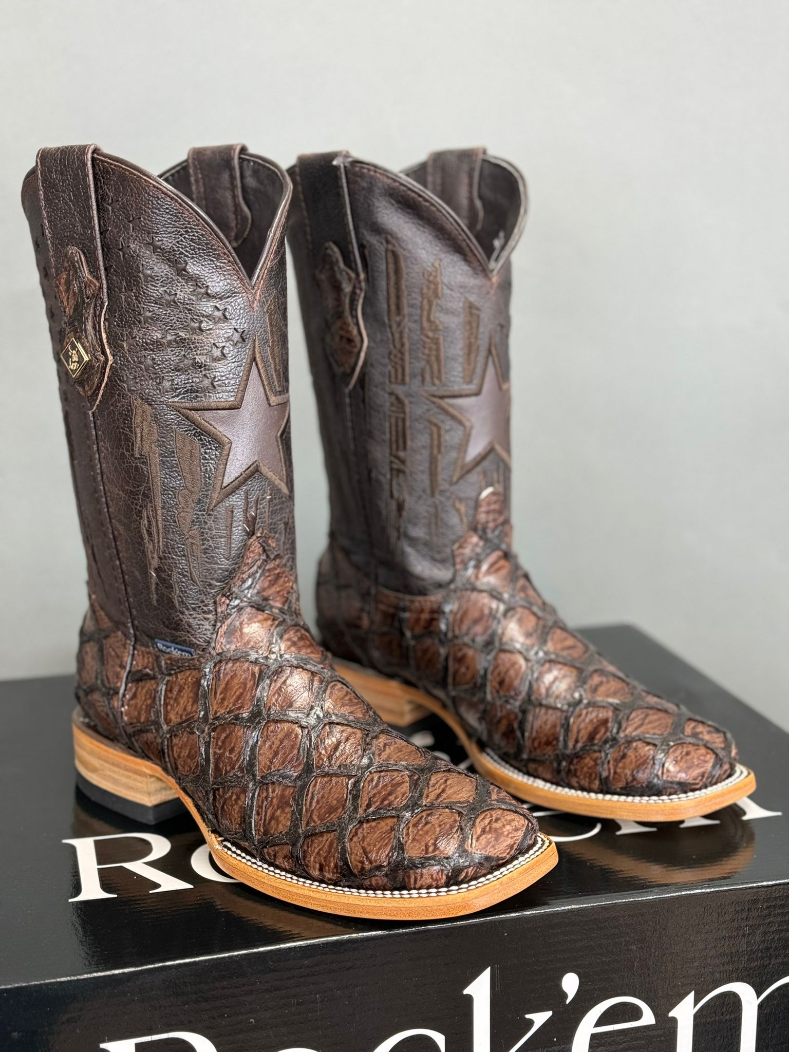 MENS CLON PIRARUCU BROWN BRILLOSO BOOT