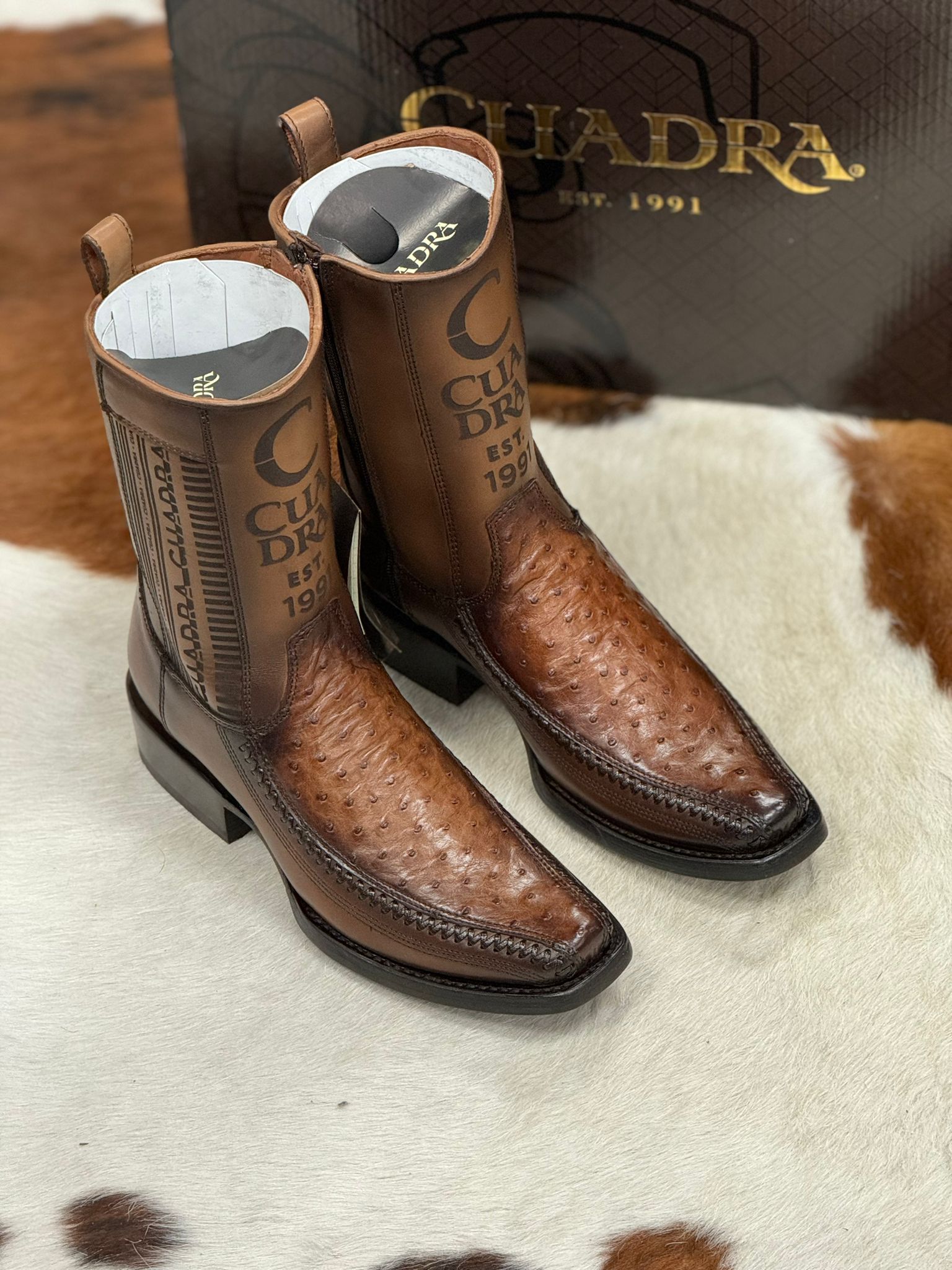 CUADRA SHORT BOOT OSTRITCH MORONI CHESTNUT LASER & WOVEN NARROW SQUARE TOE TOE