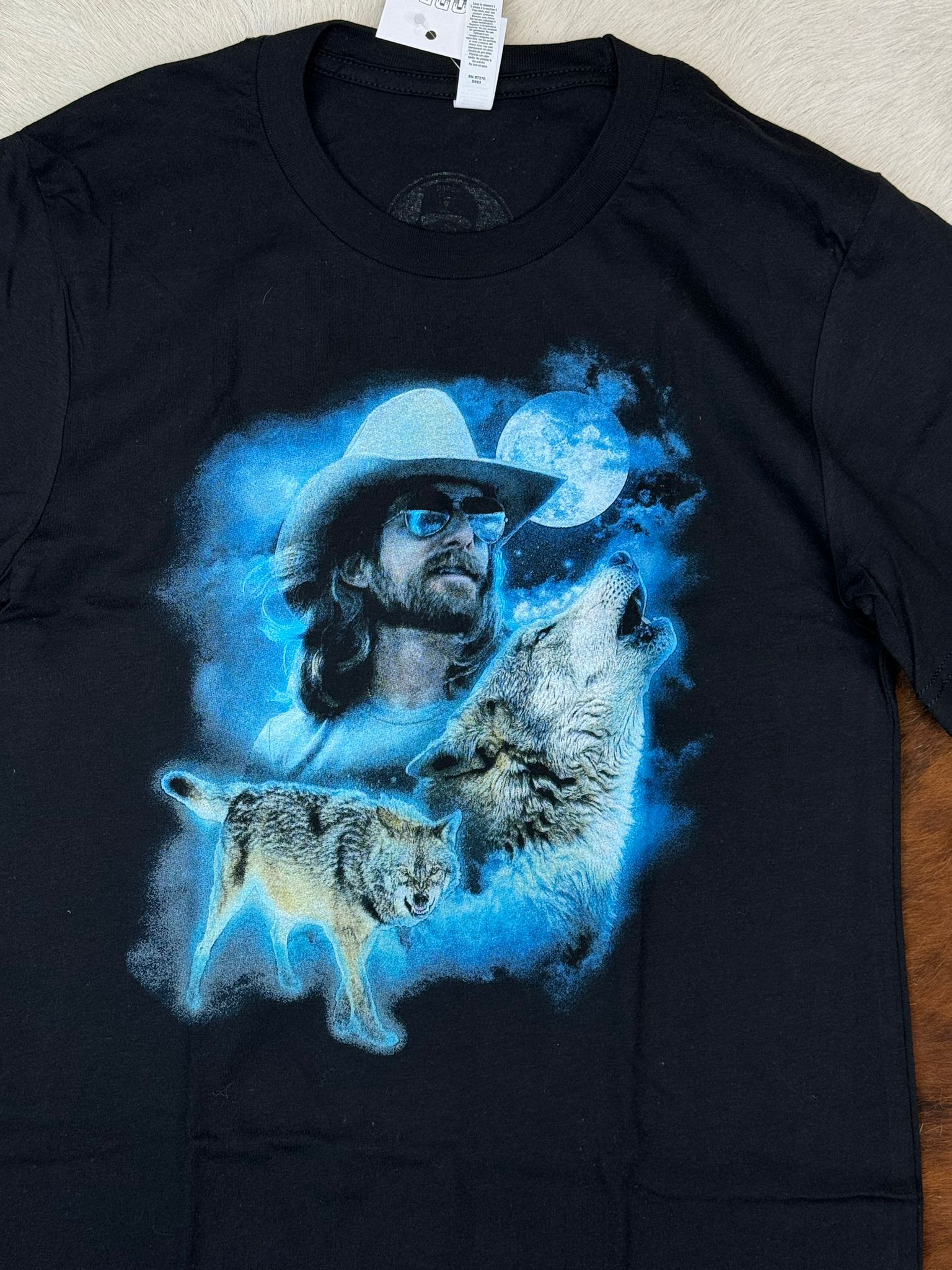 RODEO TIME DALE BRISBY MIDNIGHT BLUE WOLF GRAPHIC BLACK SHORT SLEEVE T-SHIRT