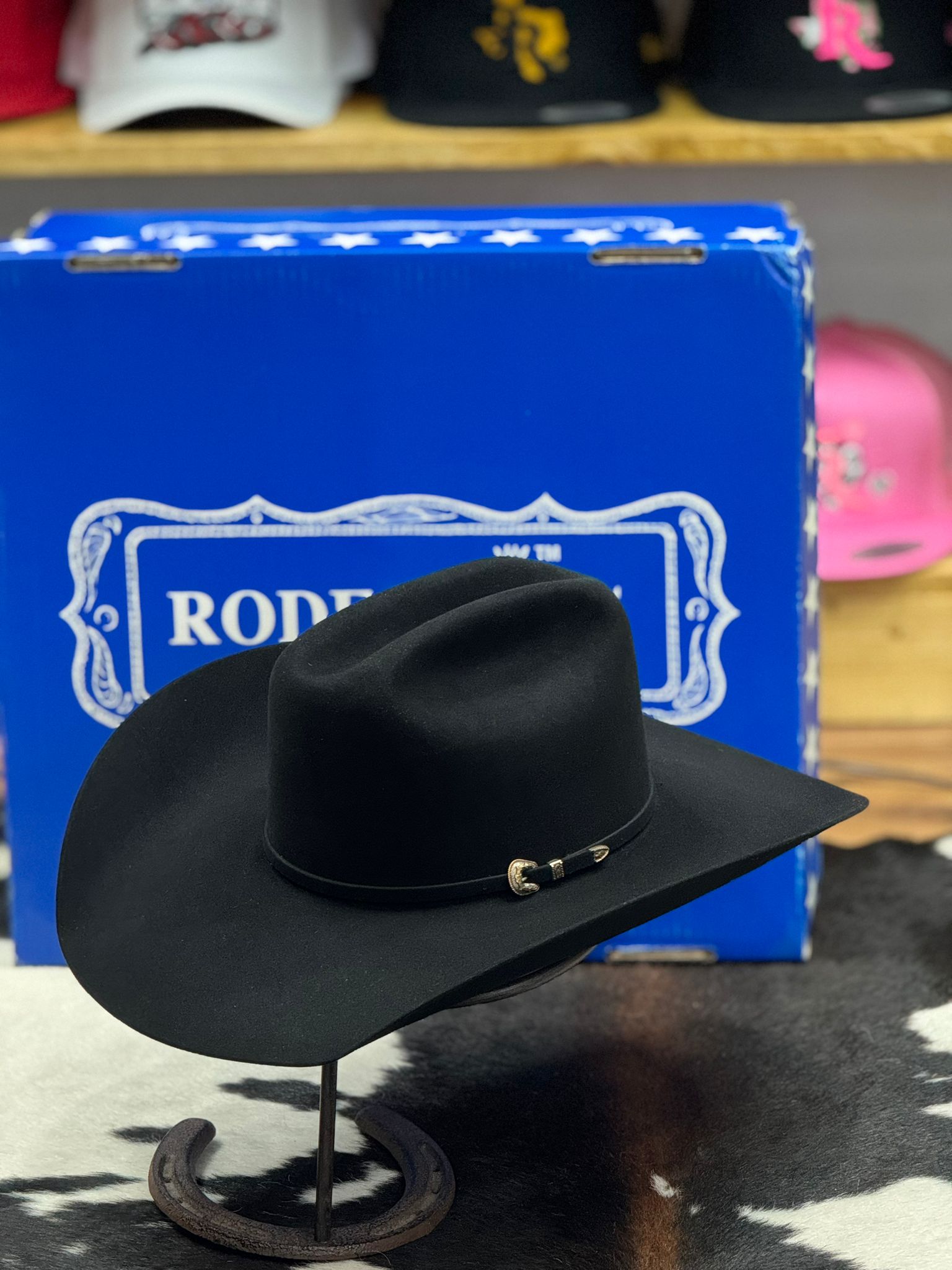 SOMBRERO COWBOY RODEO KING 10X TAN ESTILO VIENTRE MINNICK