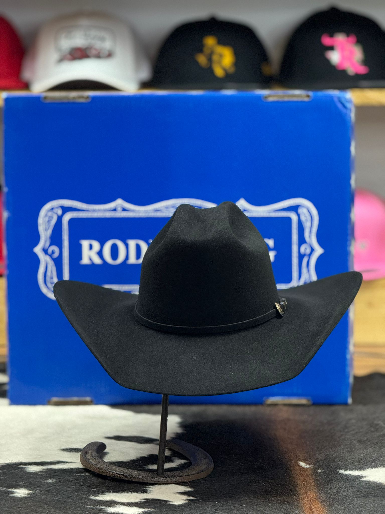 SOMBRERO COWBOY RODEO KING 10X TAN ESTILO VIENTRE MINNICK