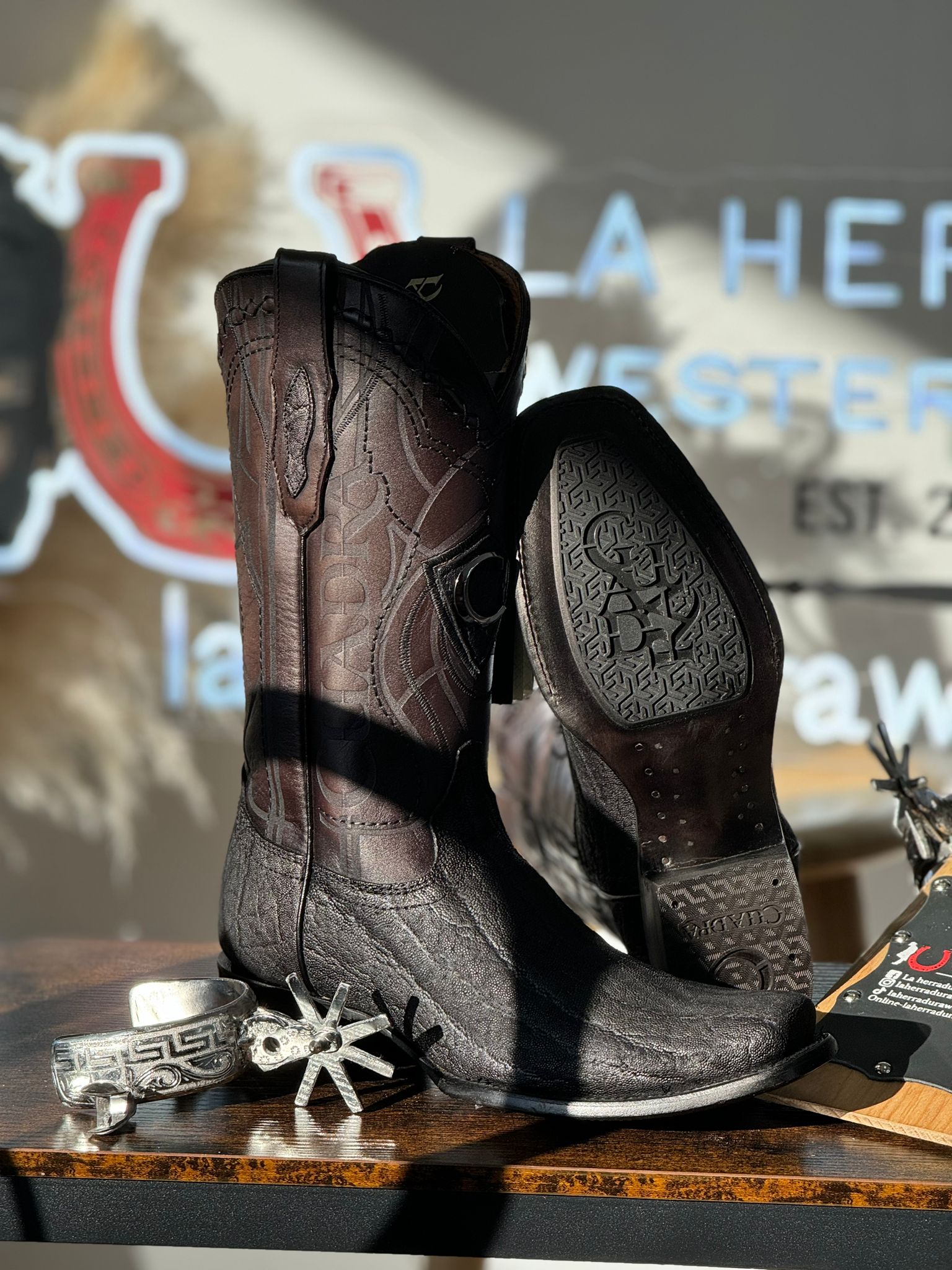 CUADRA BOOTS ELEPHANT BLACK ELEFANTE