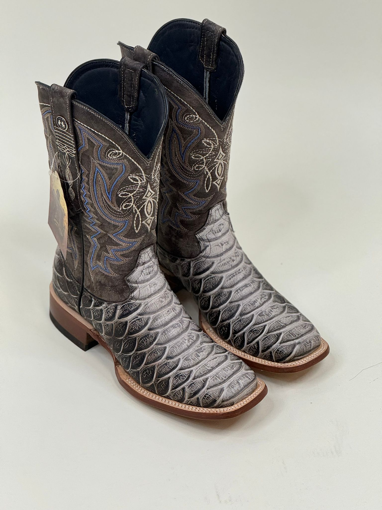 TANNER MARK BOOT PRINT PYTHON JUMBO BLUE TOSCANA TOP