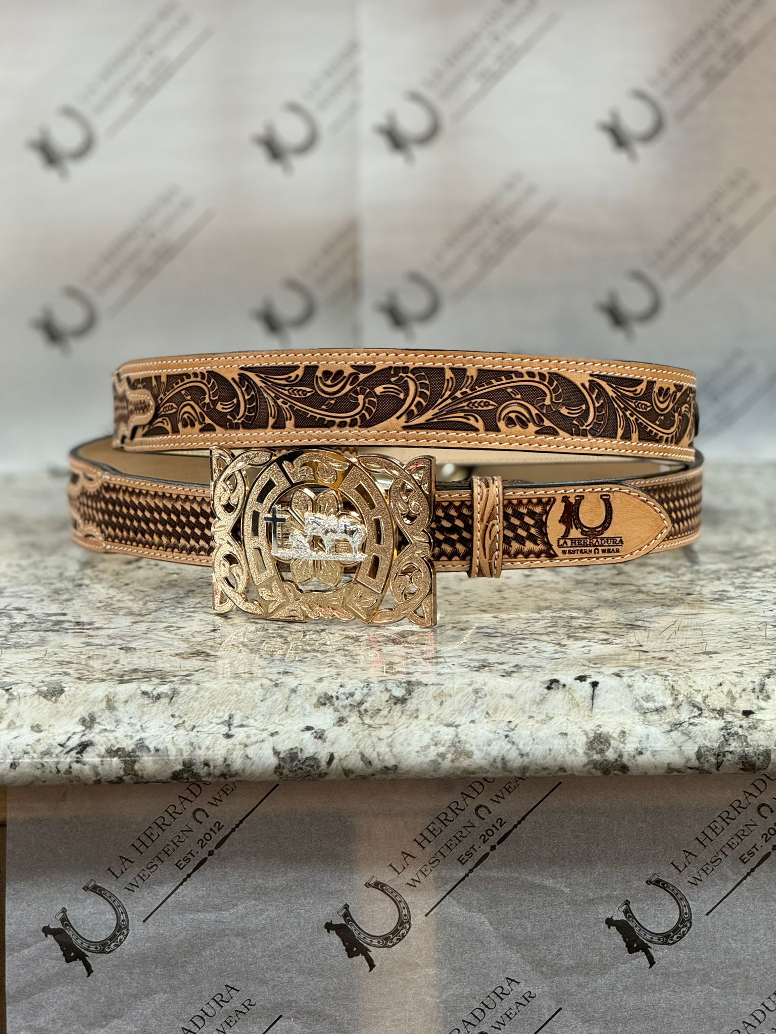 LA HERRADURA LIGHT HANDTOOLED BELT