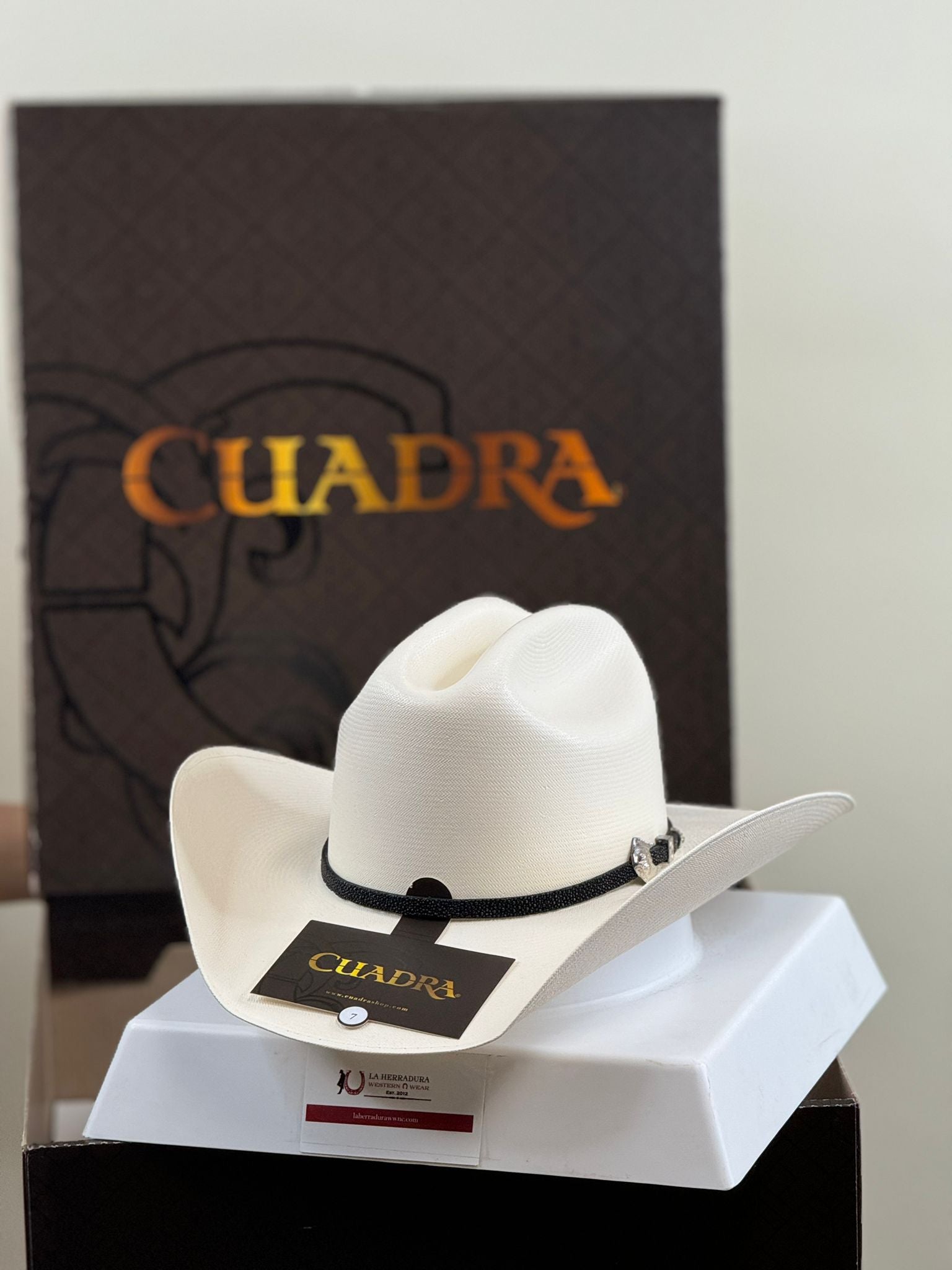 CUADRA 500X STINGRAY IVORY STRAW HAT