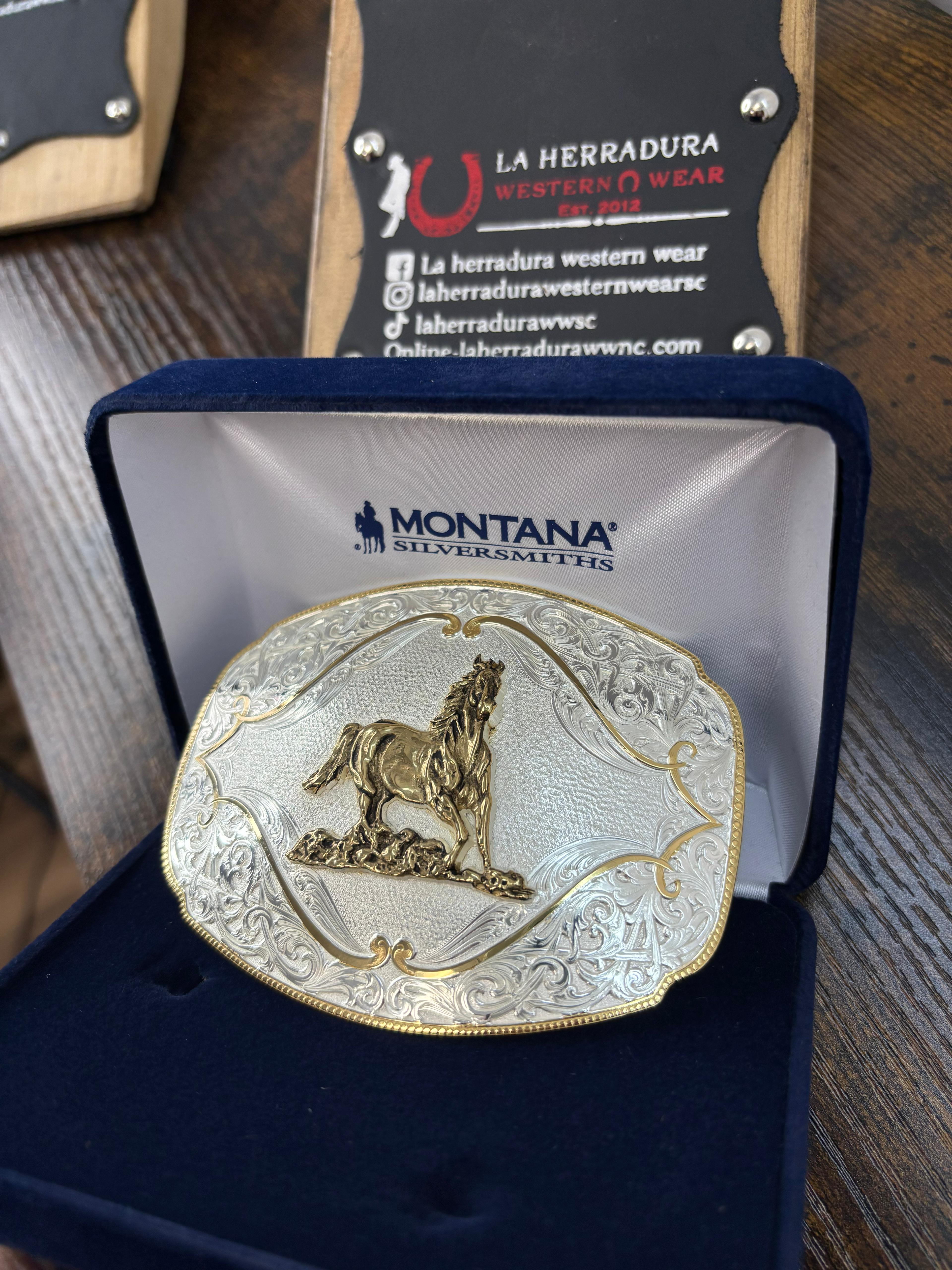 MONTANA SILVERSMITHS GALLOPING HORSE GOLD DETAILS SQUARE BUCKLE