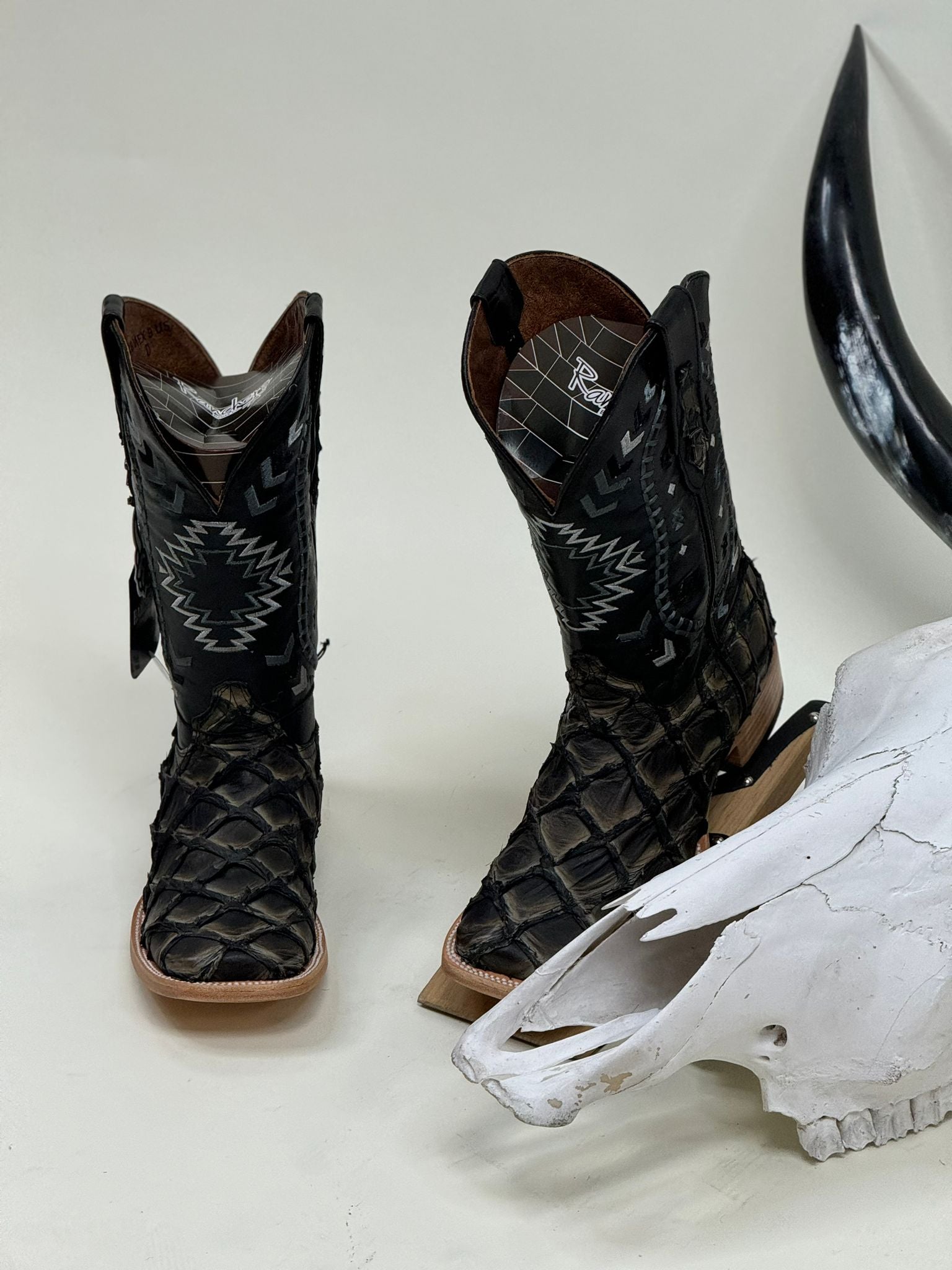 RANCHERS BIGBASS SADDLE BLACK RISE NAT CHEROKEE BOOT