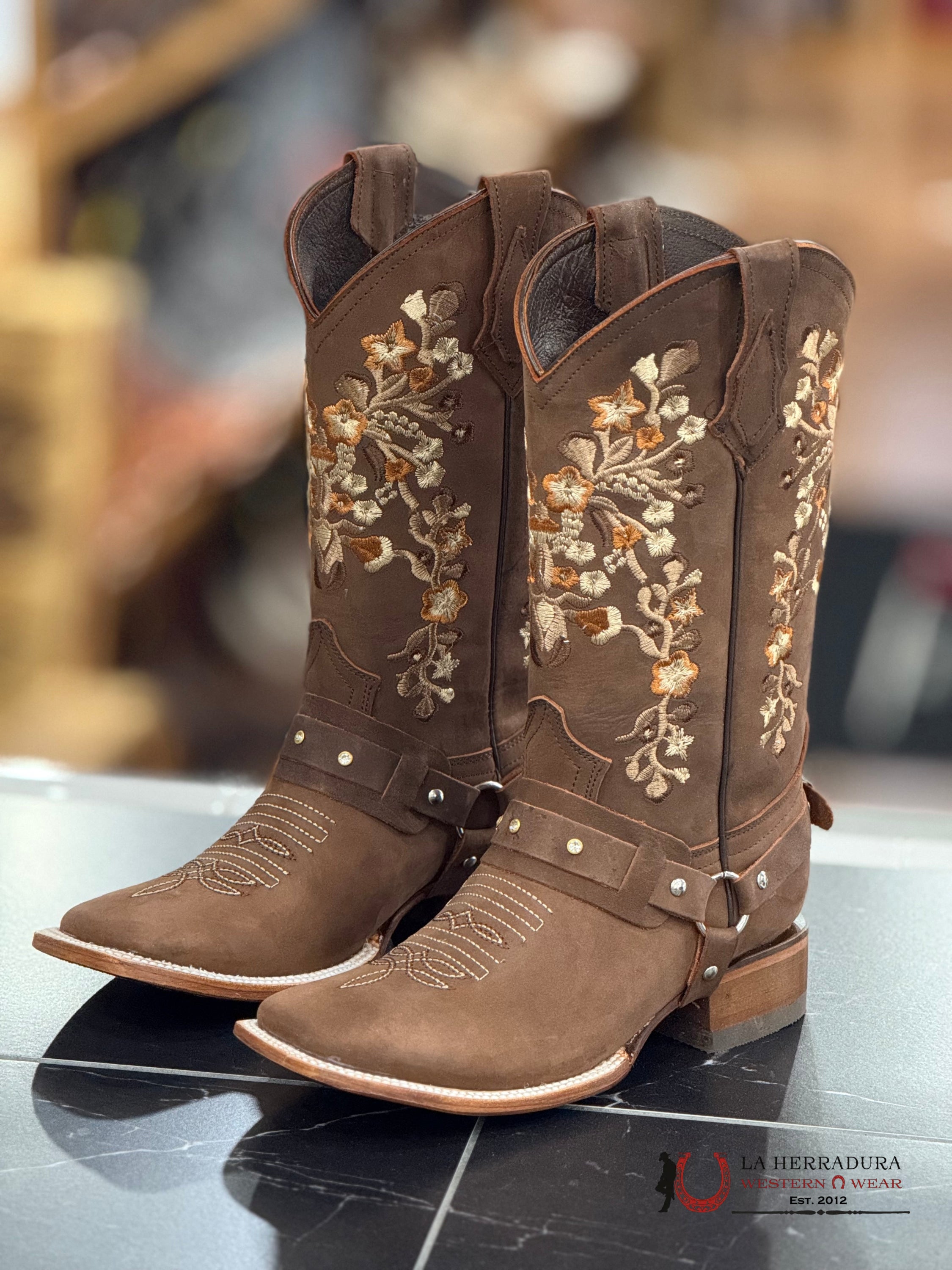 AGAVE HAZZARD LARGO ARENA NOBUCK TONY BD SQUARE TOE WOMEN BOOT BOTAS MUJERES