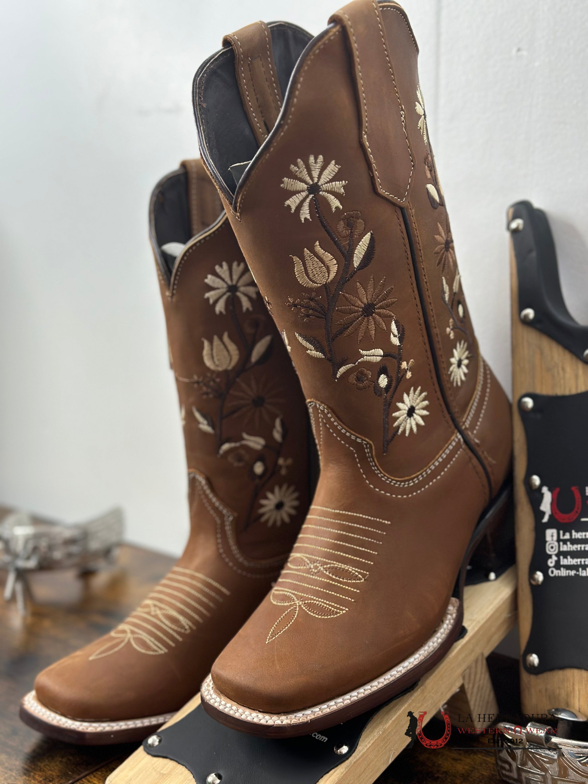 Agave Maria Jose Crazy Cafe Square Toe Boot Botas Mujeres