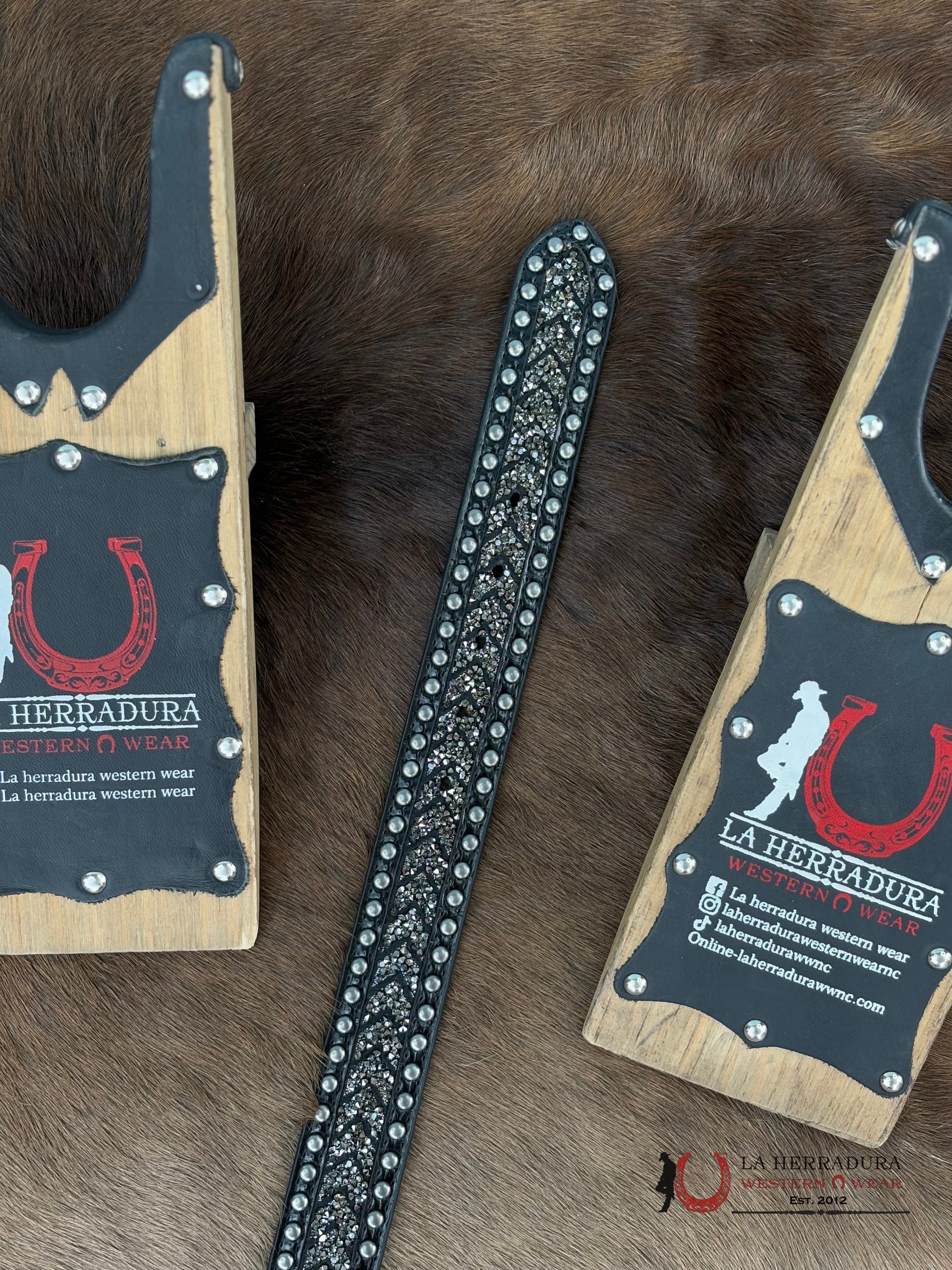 Angel Ranch Black Jewl Belt Cinturones Mujeres