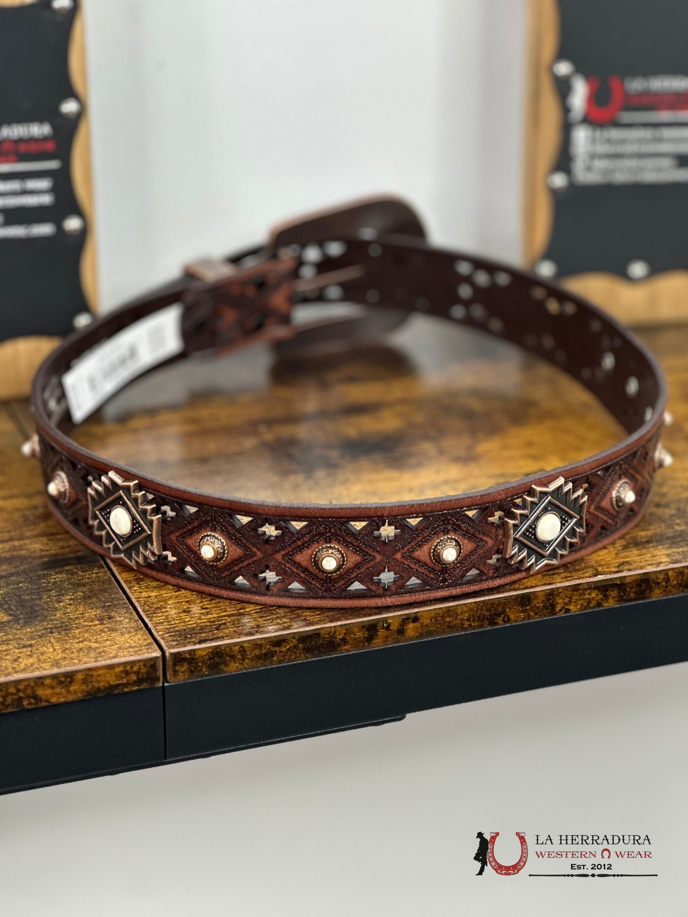 Angel Ranch Bone Chocó Belt Cinturones Mujeres