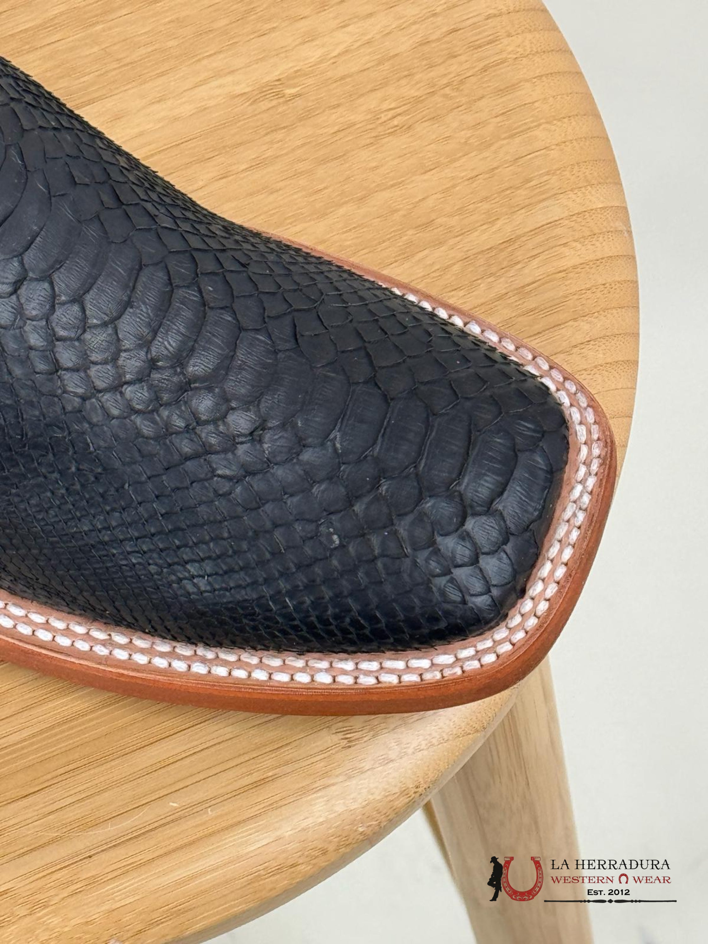 Arango Boots Nobuck Black Python Botas Hombres