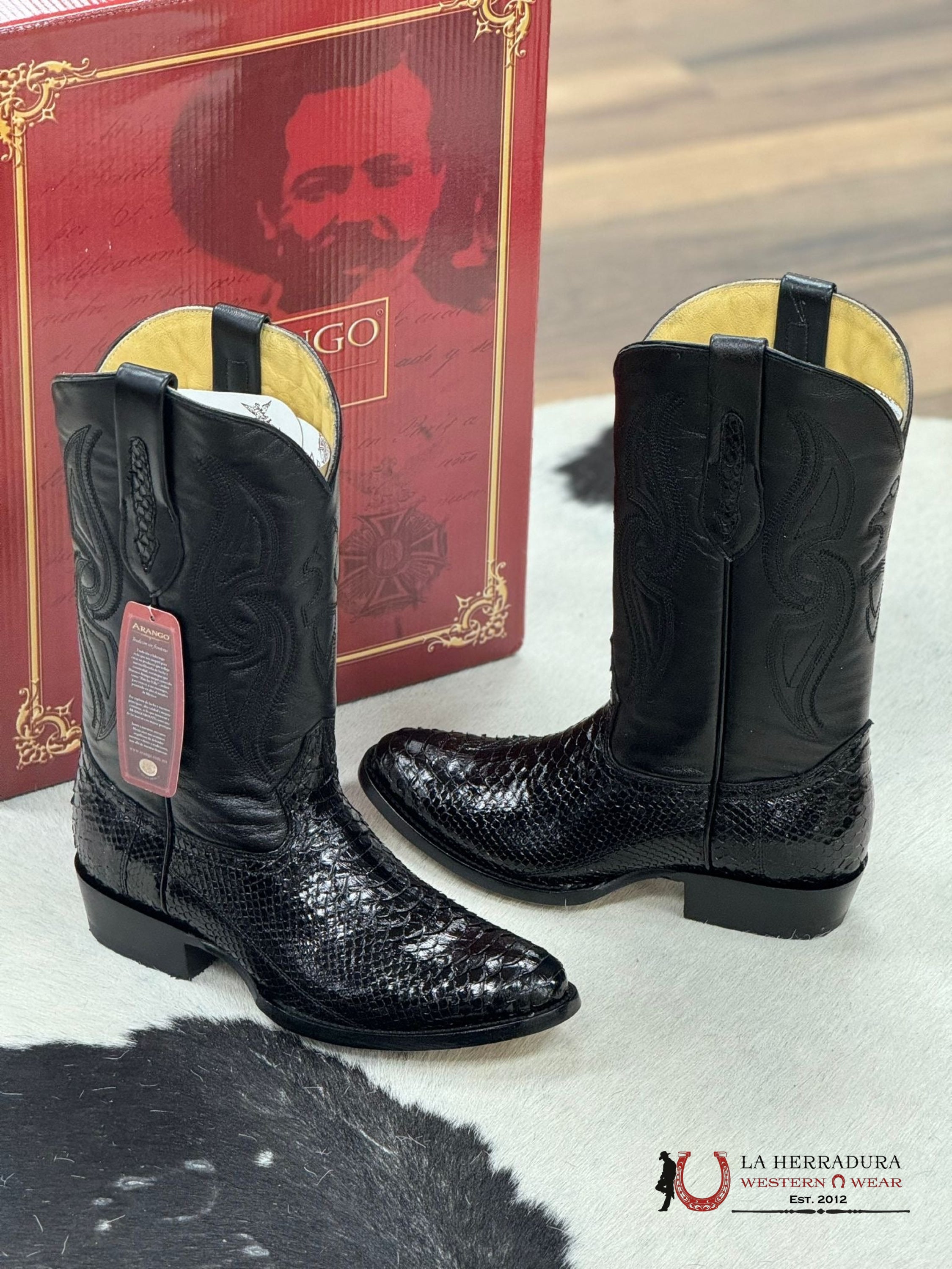 Arango Boots Negro Semioval Python Botas Hombres