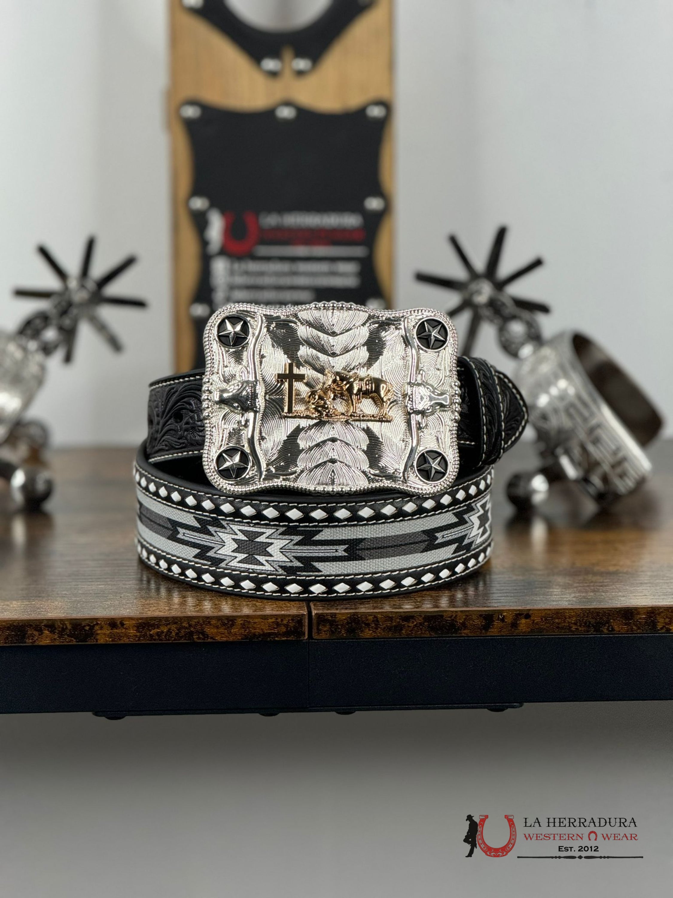 Ariat Black & White Aztec Stitch Belt Cinturones Hombres
