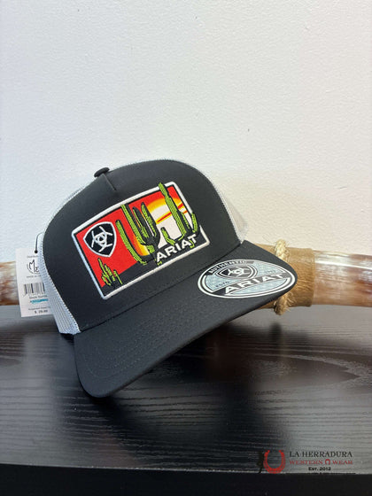 ARIAT GORRA NEGRA Y BLANCA