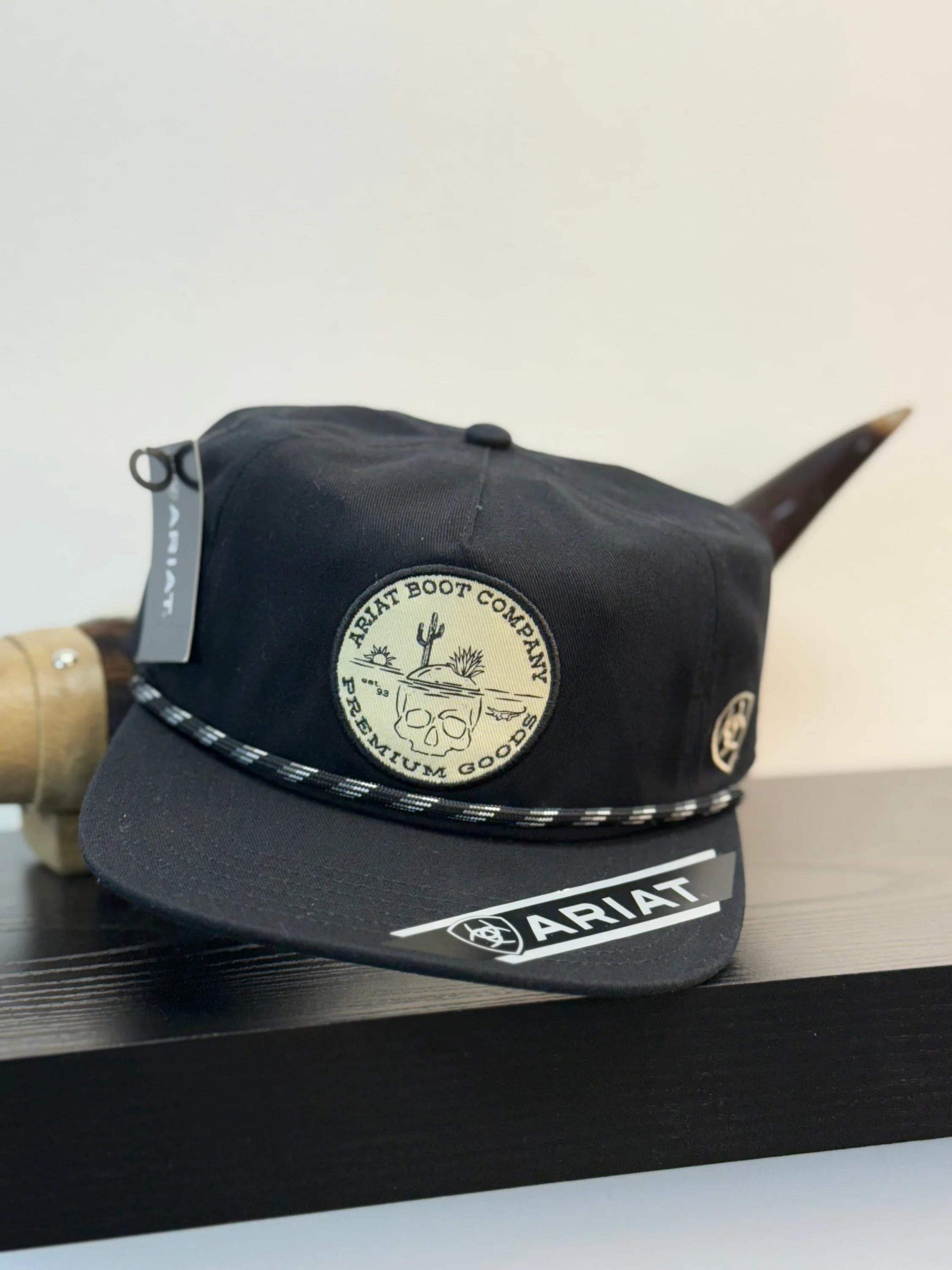 ARIAT CAP BLACK WITH TAN CAPS MENS GORRAS HOMBRES