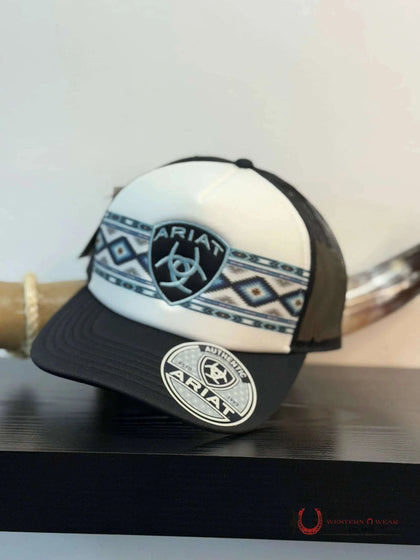 GORRA AZUL ARIAT CON LOGOTIPO NEGRO