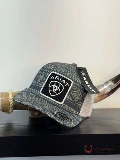 GORRA ARIAT VERDE Y BLANCA