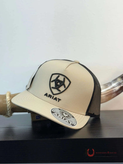 GORRA ARIAT COLOR CANELA Y NEGRO