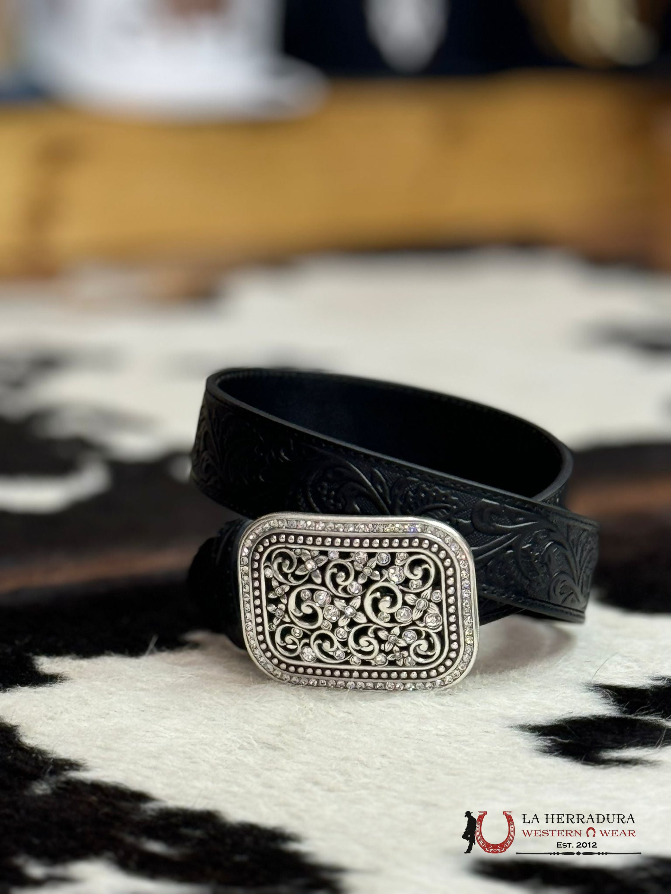 Ariat Hand Tooled Black Belt Sparkle Buckle 6909 Cinturones Mujeres
