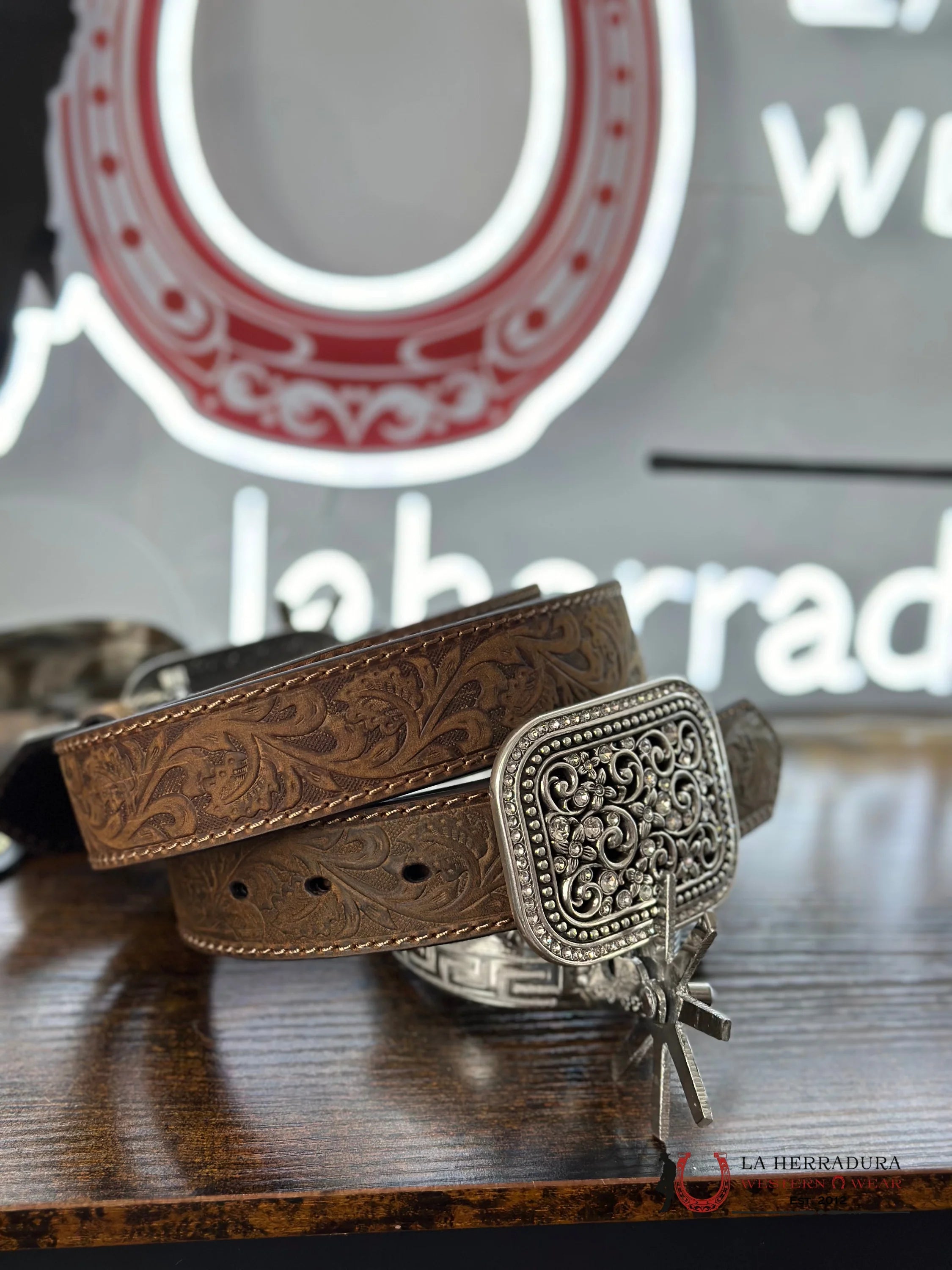 Ariat Hand Tooled Sand Sbelt Sparkle Buckle Cinturones Mujeres