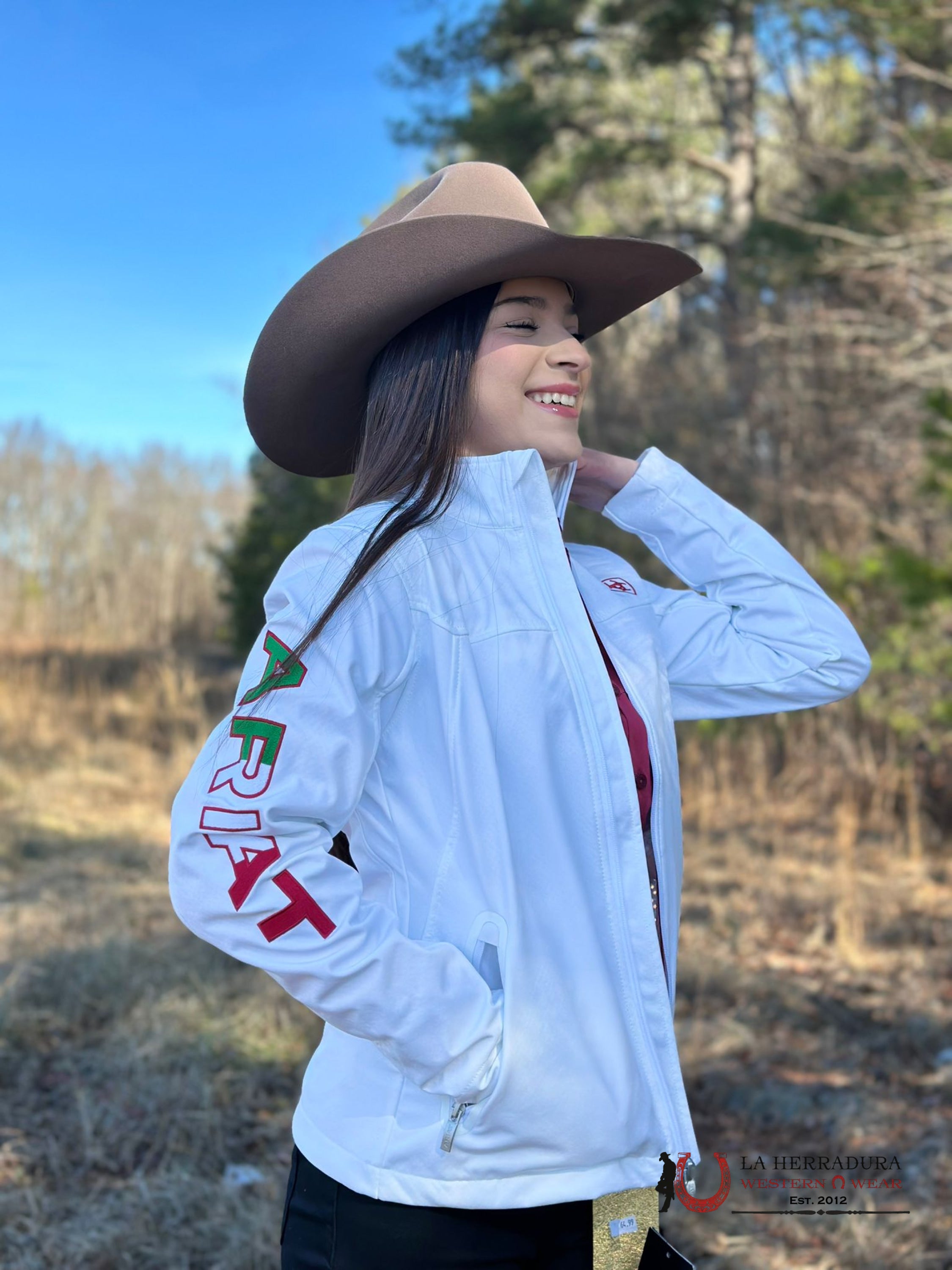Ariat Jacket For Women White/Blanco Team Mexico Ropa Mujeres
