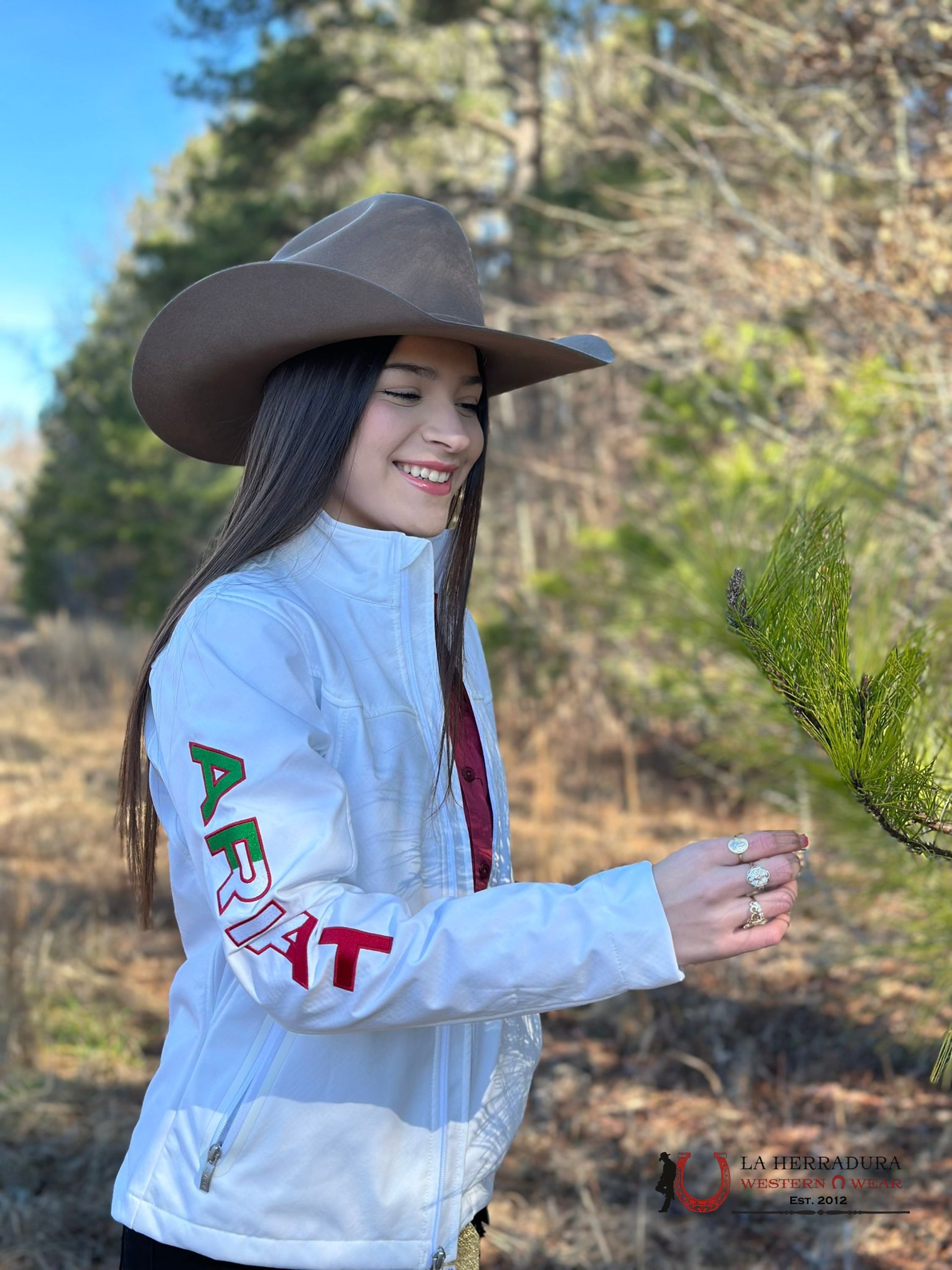 Ariat Jacket For Women White/Blanco Team Mexico Ropa Mujeres