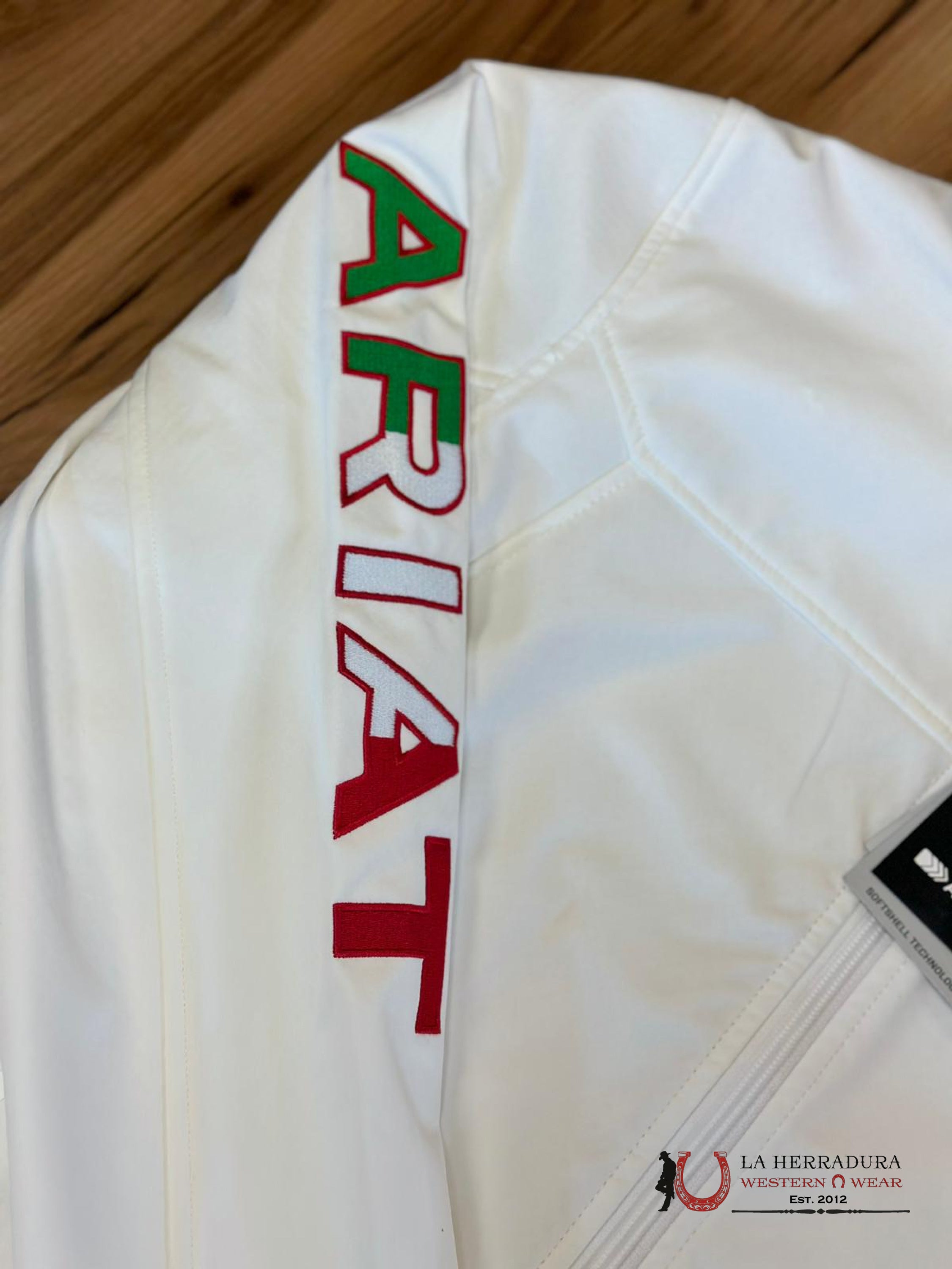 Ariat Jacket For Women White/Blanco Team Mexico Ropa Mujeres