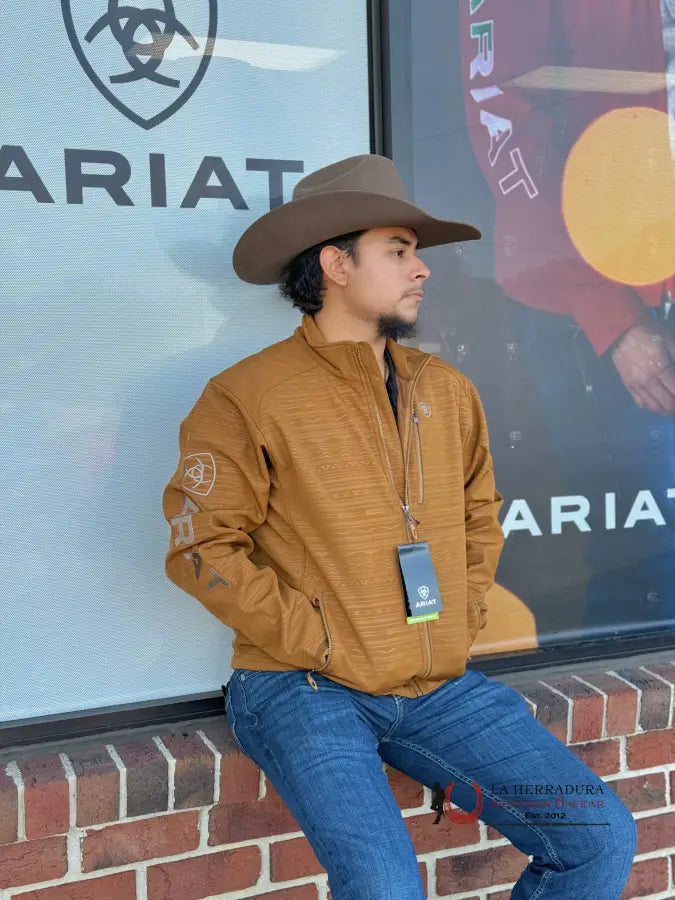 Ariat Jacket Logo 2.0 Softshell Chestnut Embossed Ropa Hombres