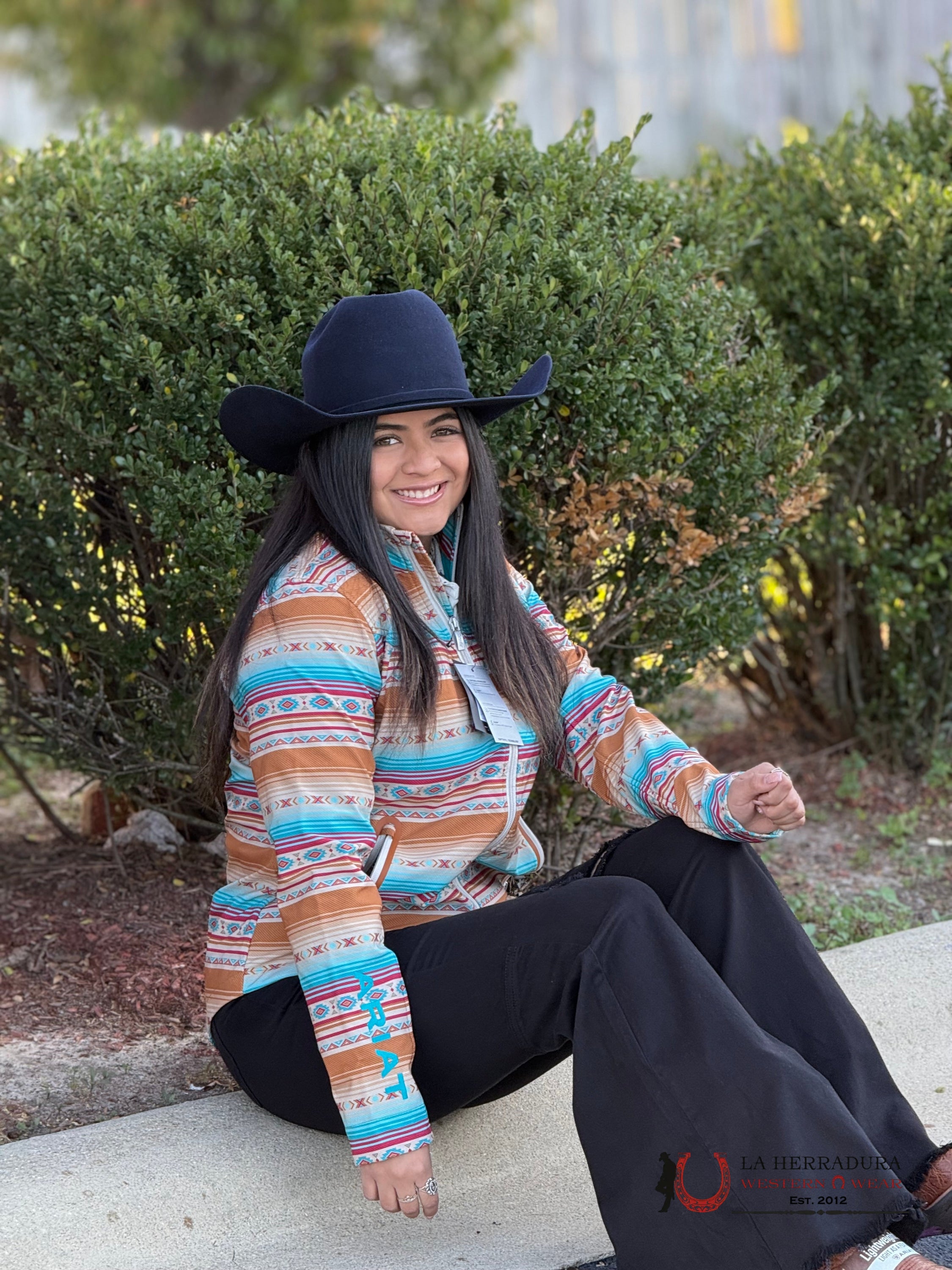 Ariat Jacket New Team Softshell Fallon Serape Print-3014 Ropa Mujeres