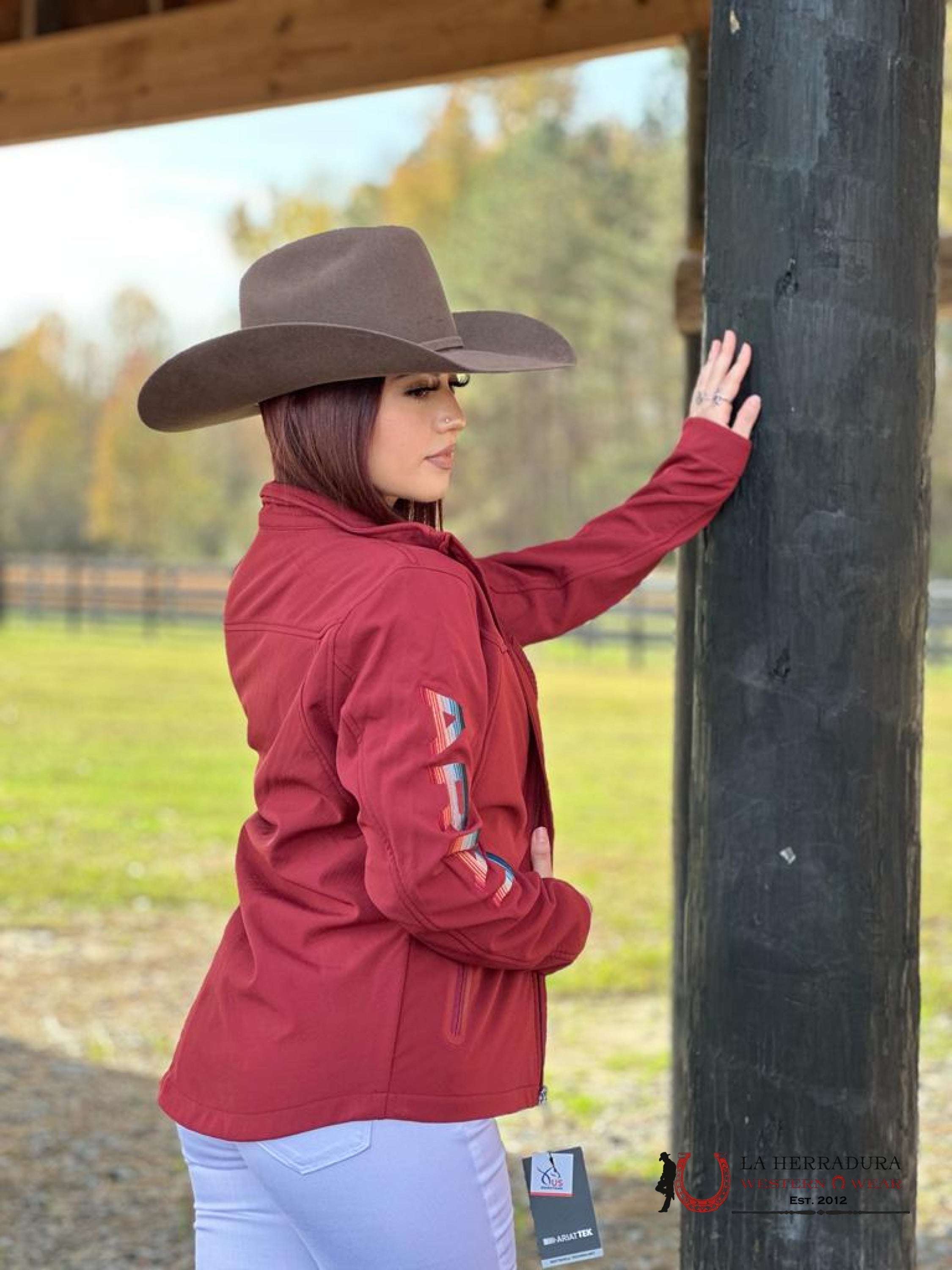 Ariat Jacket New Team Softshell Rouge Red / Celestial Serape Ropa Mujeres