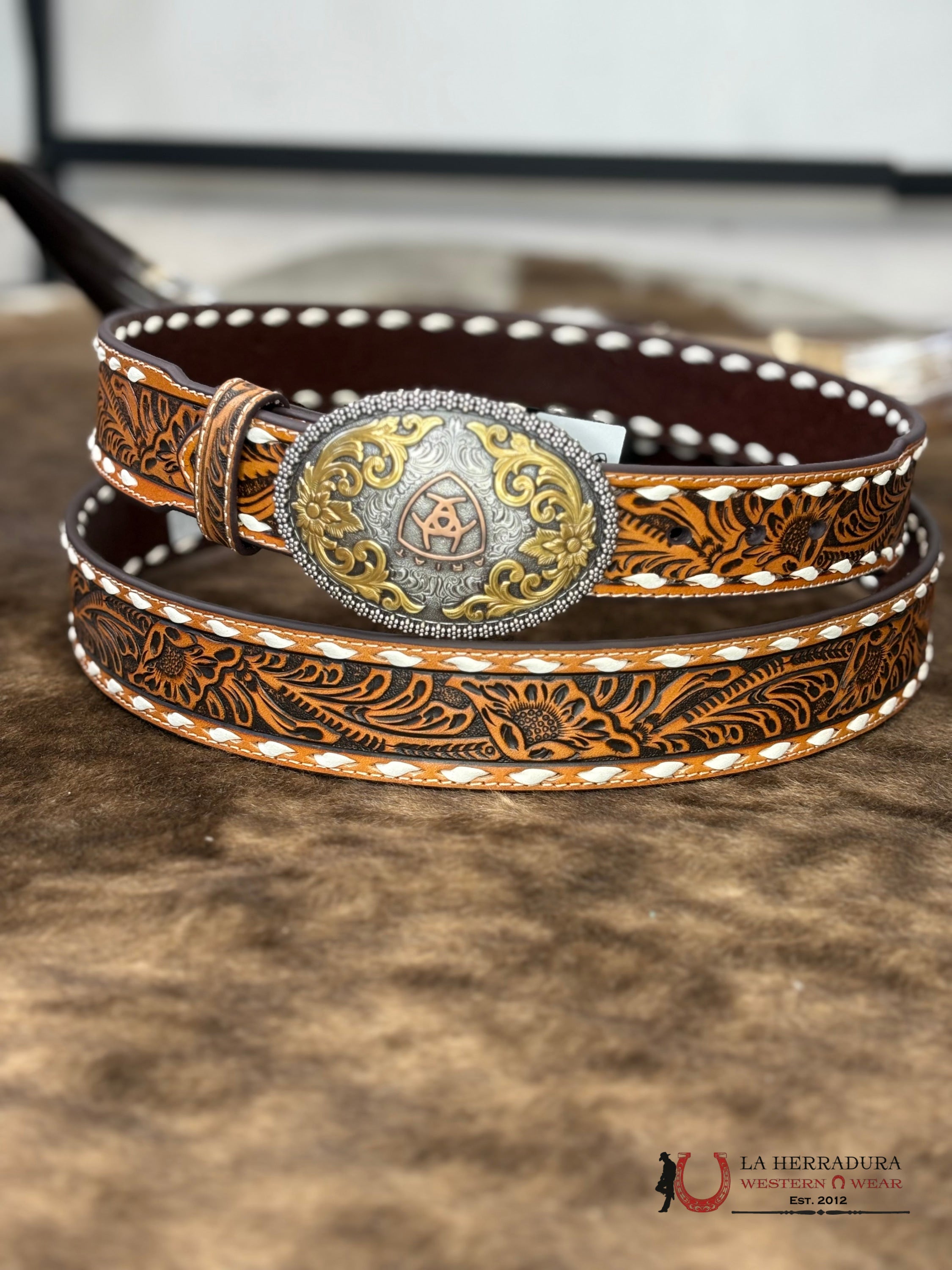 ARIAT LIGHT BROWN FORAL BELT WITH WHITE CINTURONES HOMBRES