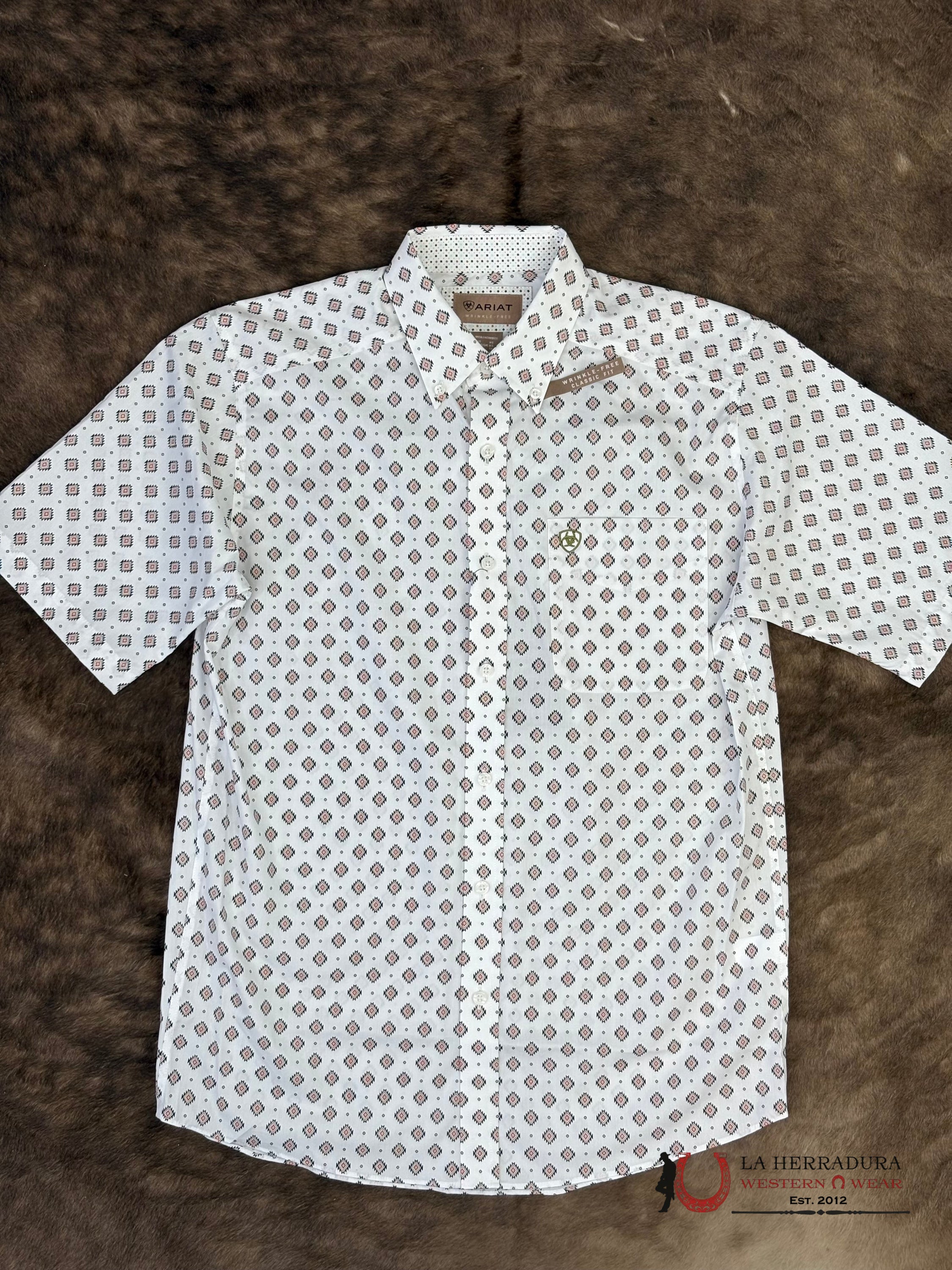 ARIAT MENS Evan White Short Sleeve With Aztec Print Shirt - 8742 ROPA HOMBRES