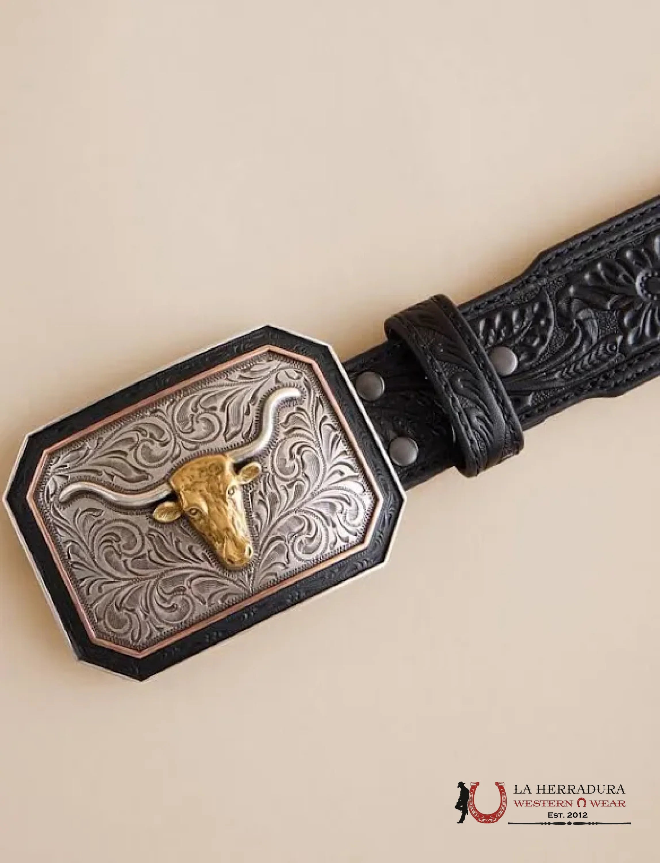 Ariat Mens Floral Embossed Black Belt & Bull Buckle Cinturones Hombres