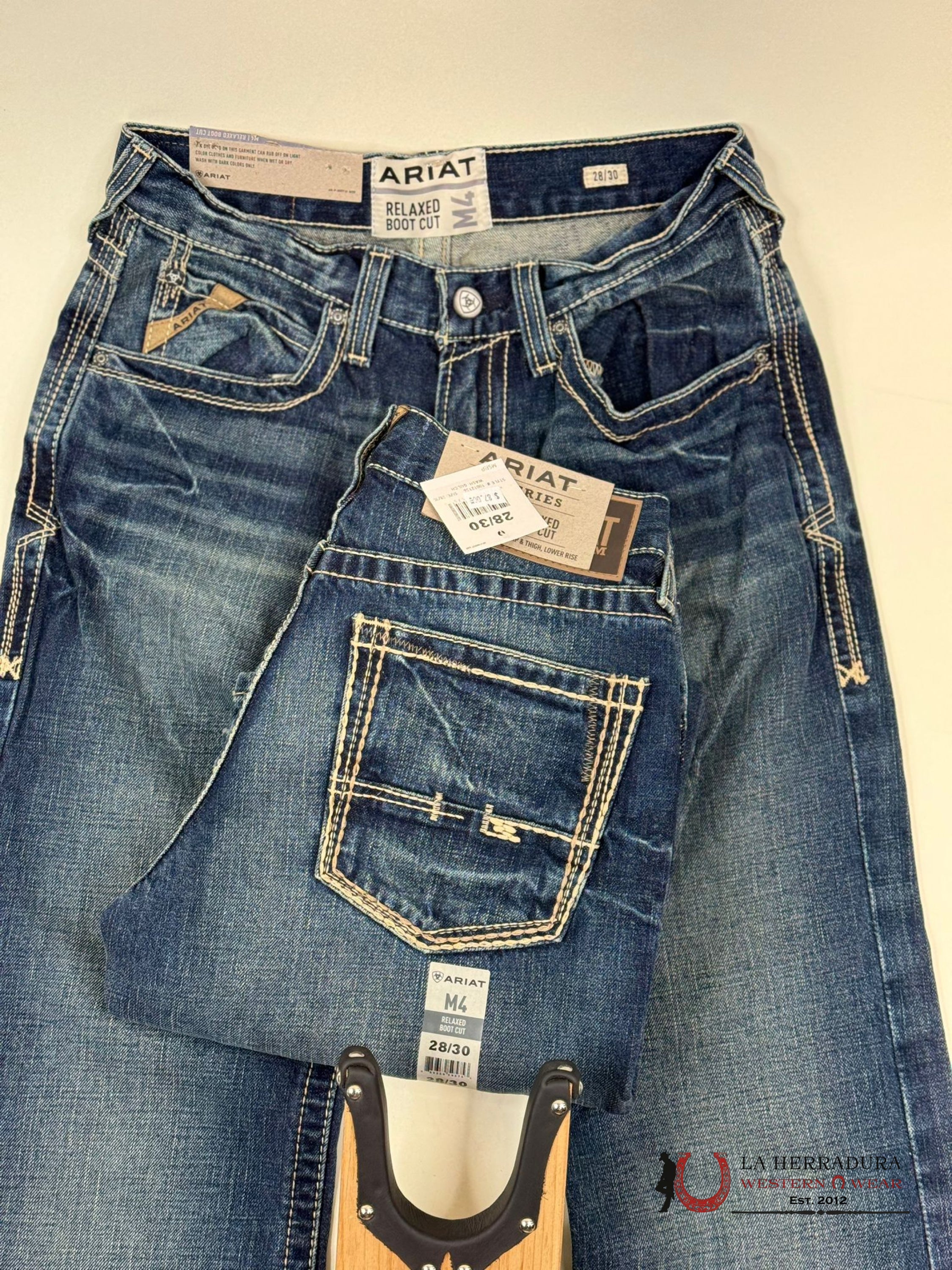 Ariat Mens Jean Gulch M4 Relaxed Fit Straight Leg Bootcut Jeans