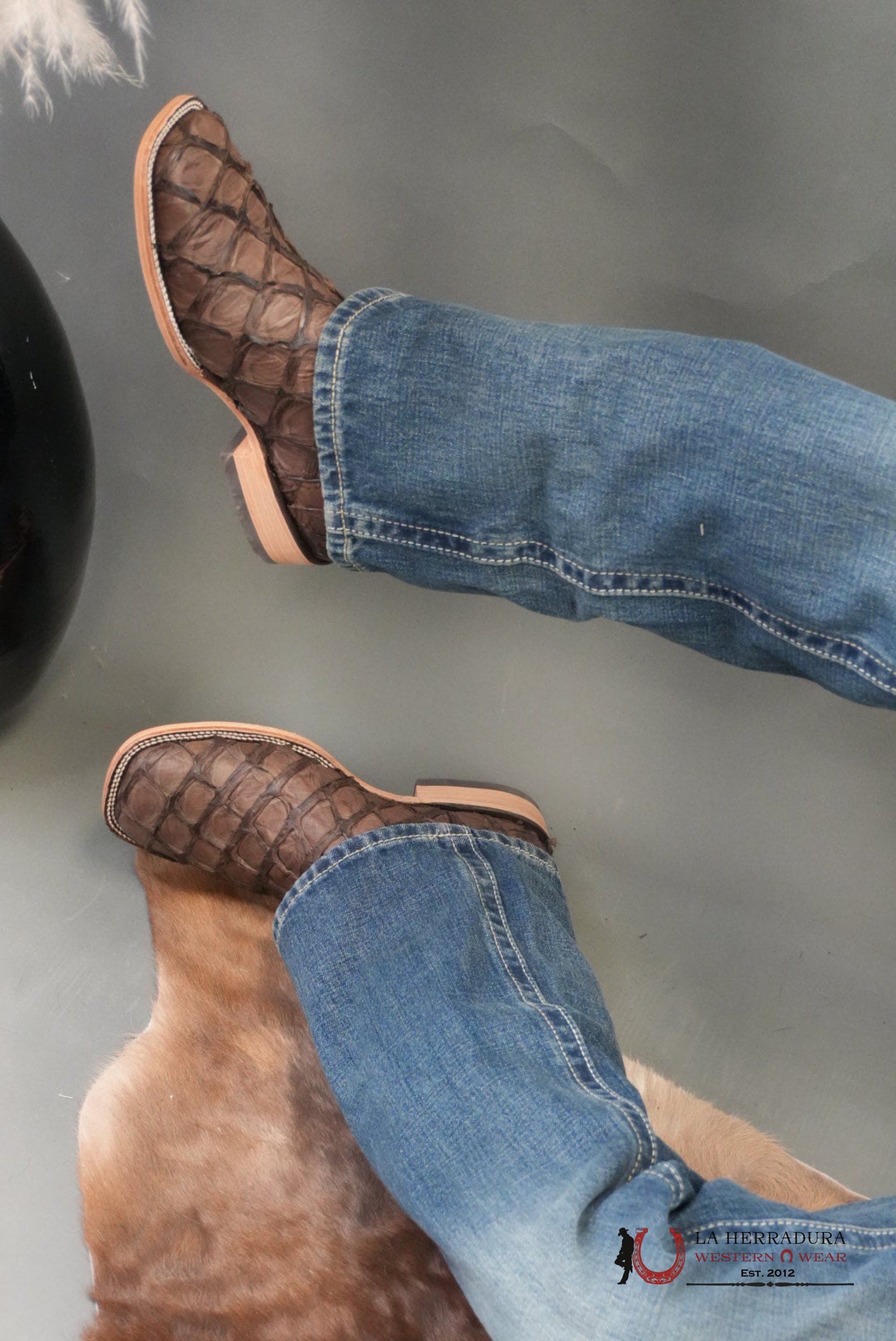 ARIAT MENS JEAN GULCH M4 RELAXED FIT STRAIGHT LEG BOOTCUT ARIAT JEANS