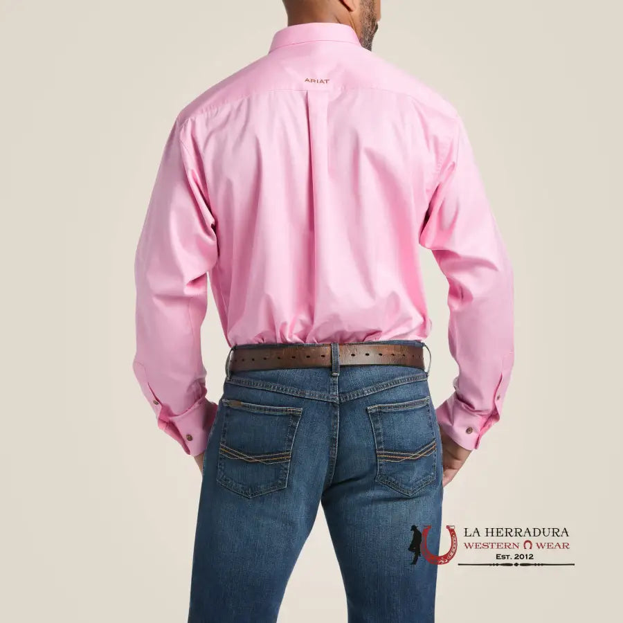 Ariat Solid Twill Classic Fit Shirt Prism Pink Ropa Hombres