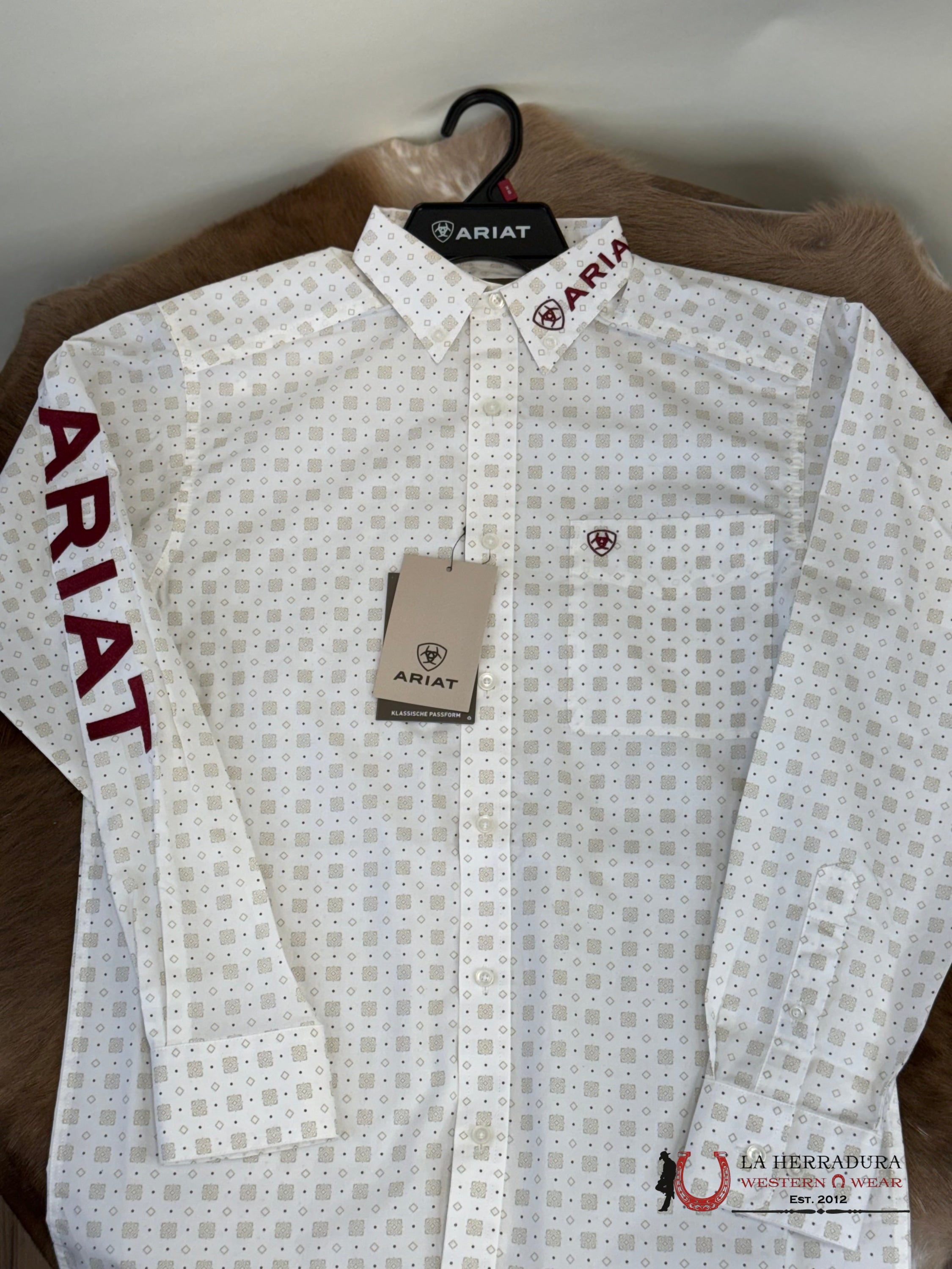 Ariat Team King Long Sleeve Shirt White/Brick - 4639 Ropa Hombres