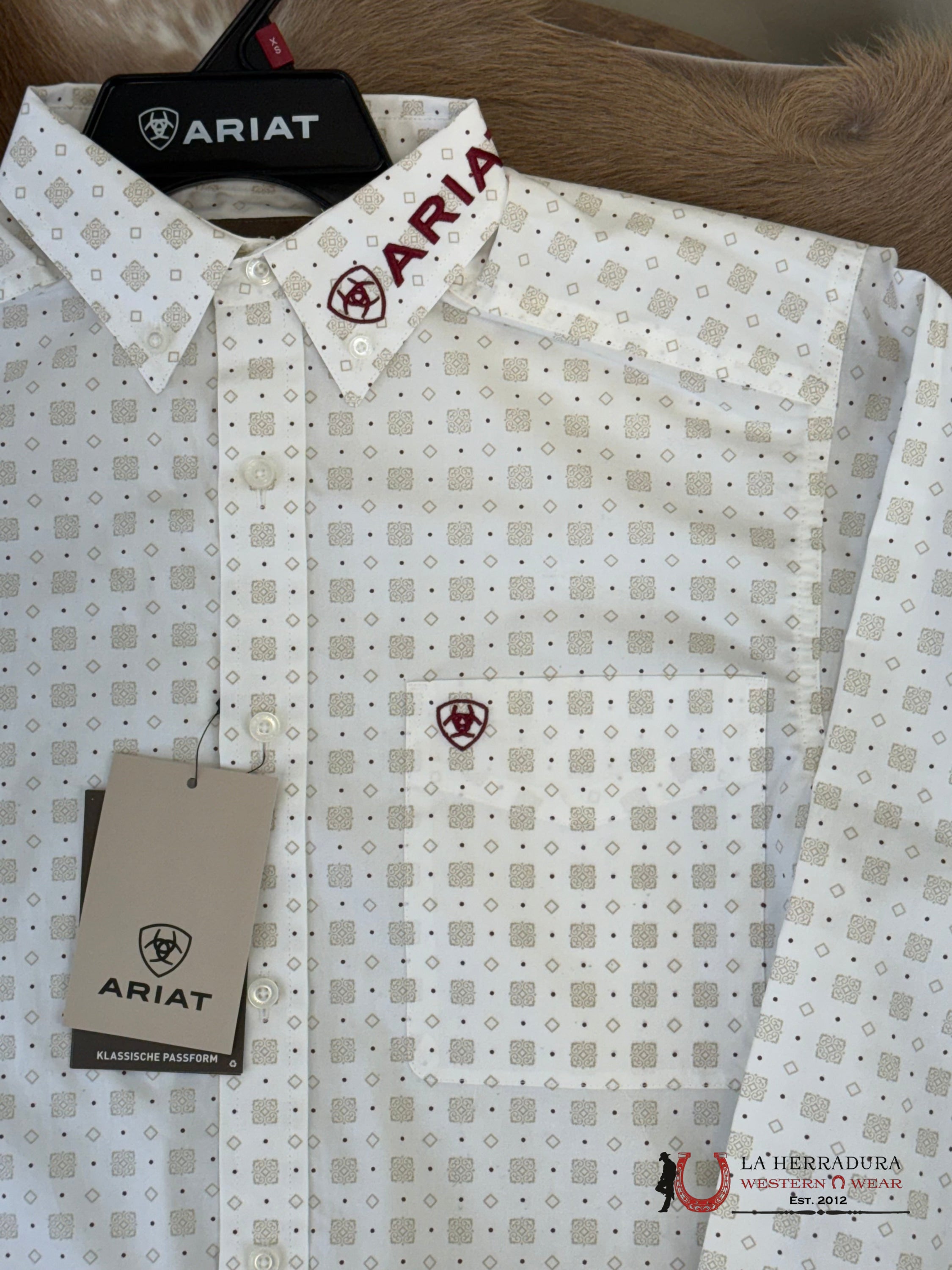 Ariat Team King Long Sleeve Shirt White/Brick - 4639 Ropa Hombres