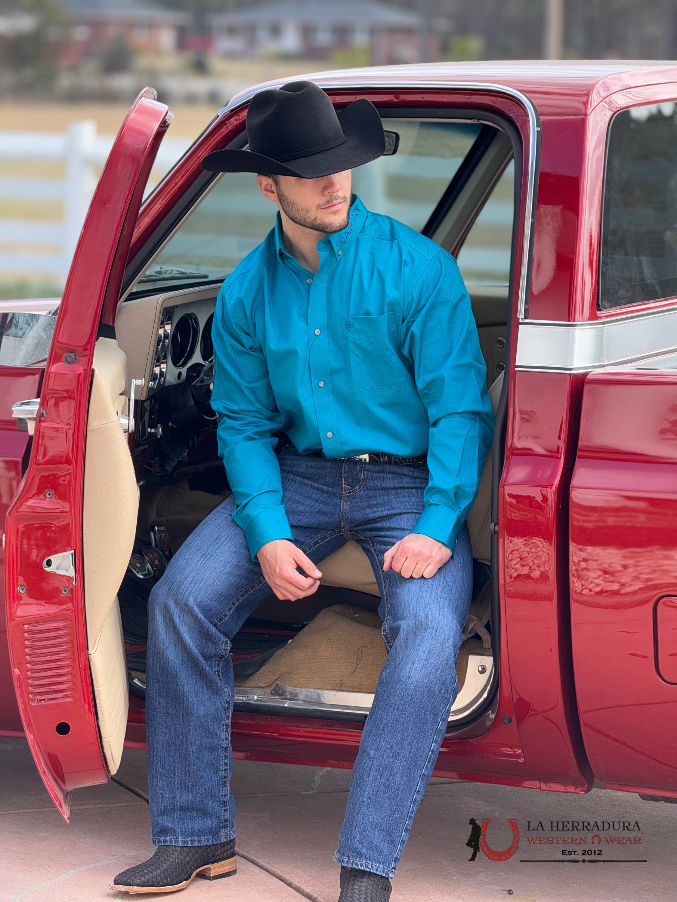 ARIAT TEAM LOGO TWILL CLASSIC LONG SLEEVE AHIRT ENAMEL BLUE CLASSIC FIT - 6720 ROPA HOMBRES