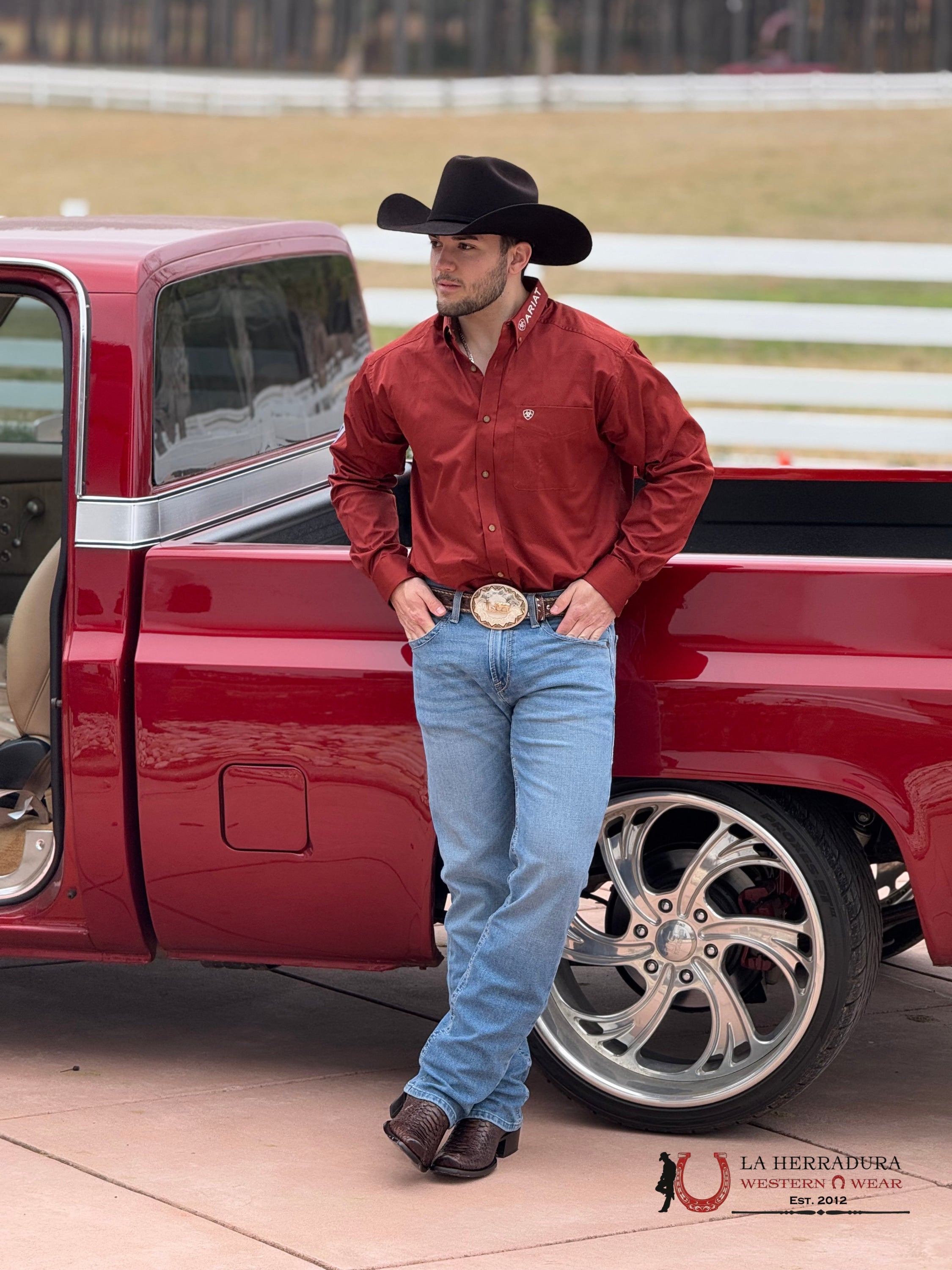 Ariat Team Logo Twill Long Sleeve Dark Red Khaki Classic Fit - 5288 ROPA HOMBRES