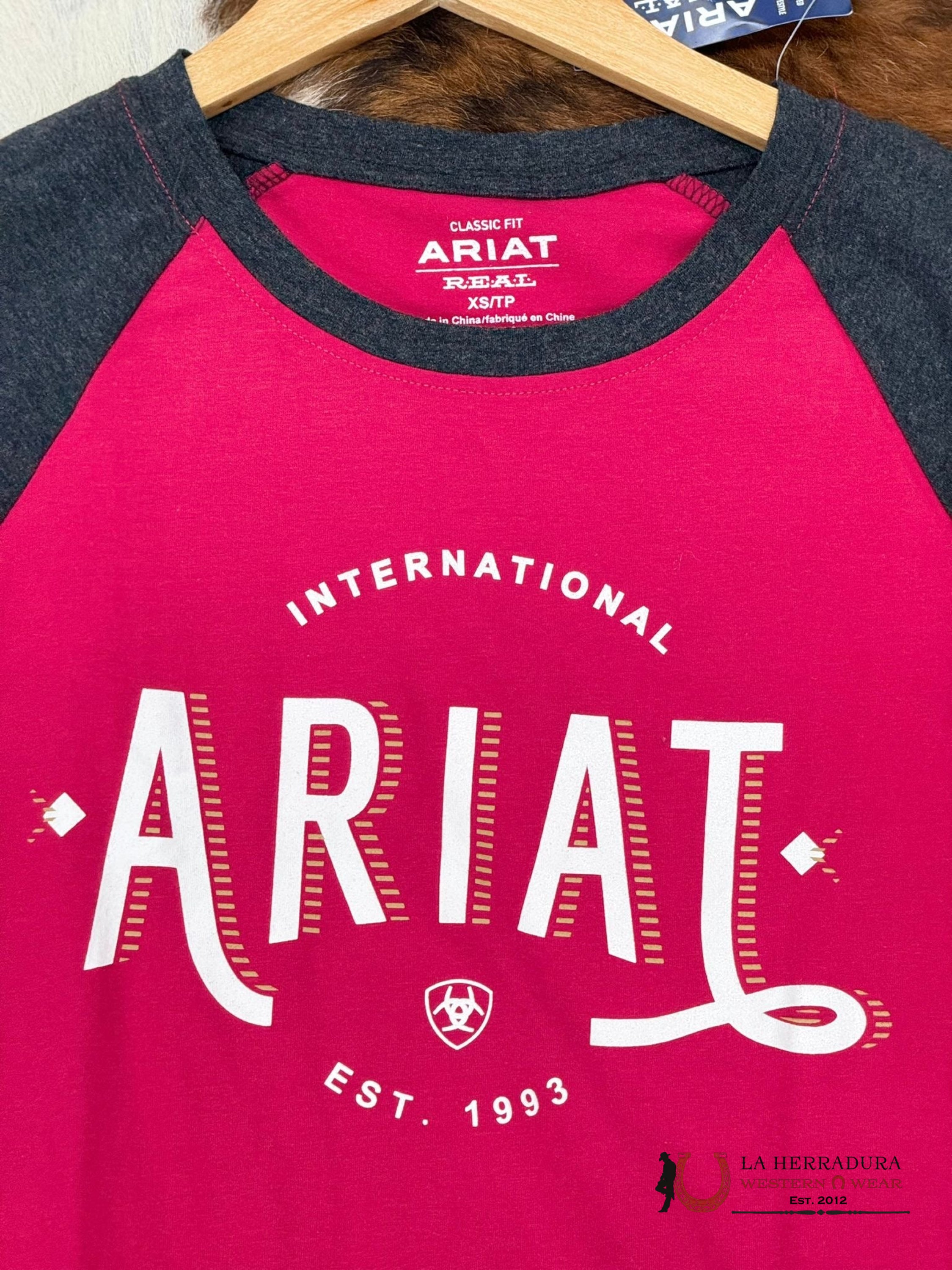 Ariat Women Real Loop Baseball Long Sleeve T-Shirt Ropa Mujeres