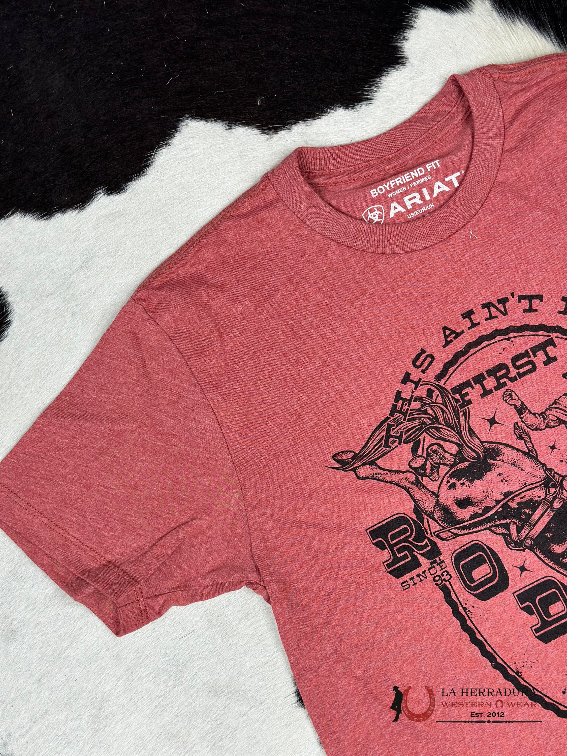 Ariat Women Rodeo First Red Clay Heather Short Sleeve T-Shirt Ropa Mujeres