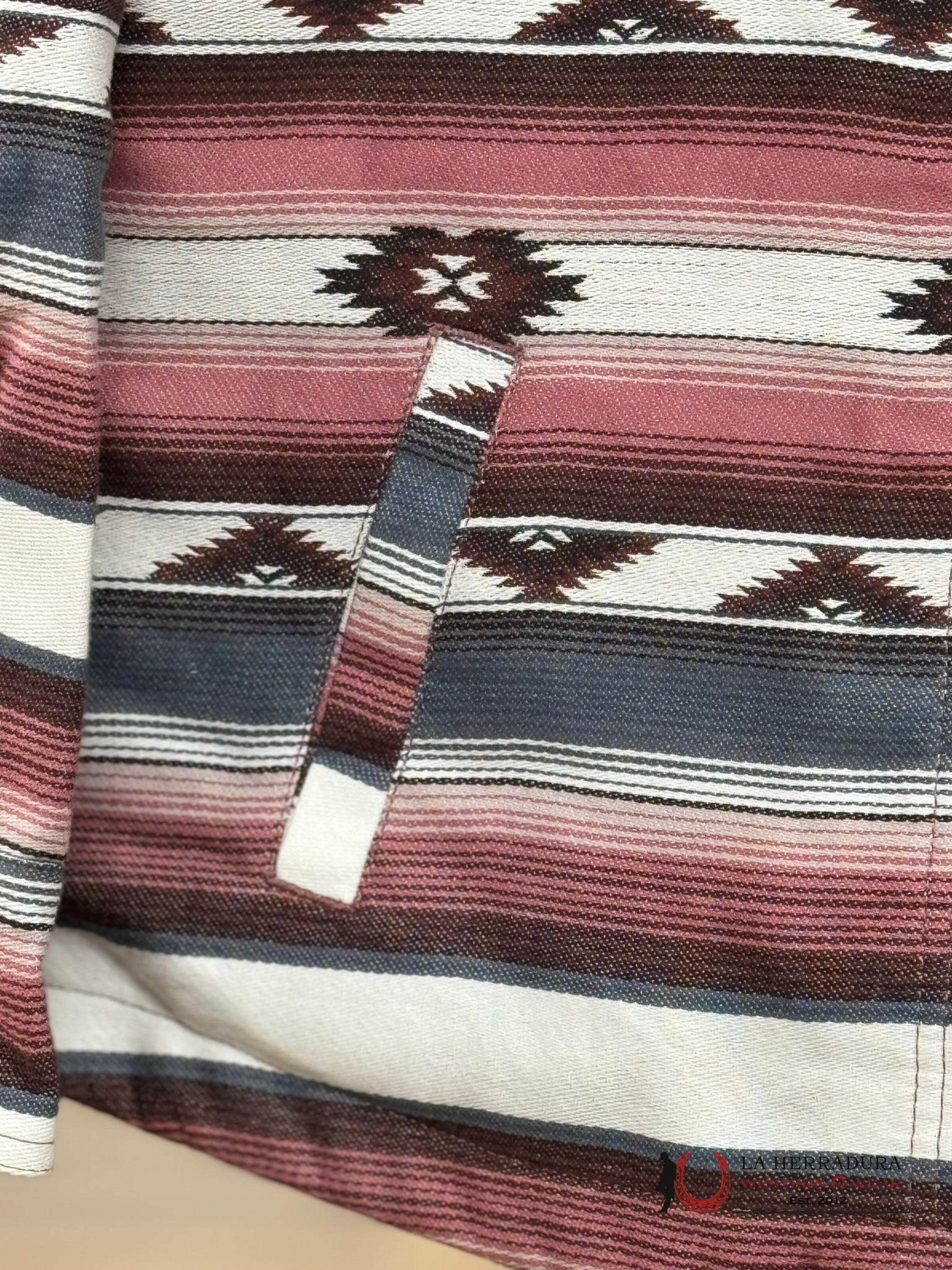 Ariat Womens Shacket Shirt Jacket Serape Ropa Mujeres